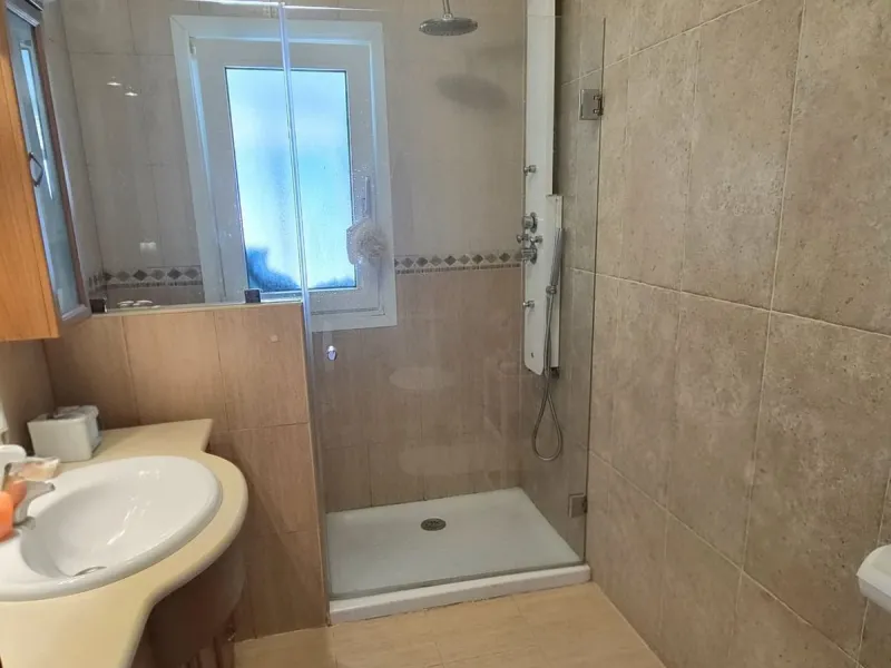 Multi functional villa for sale in Alhaurin de la Torre, area El Lagar,