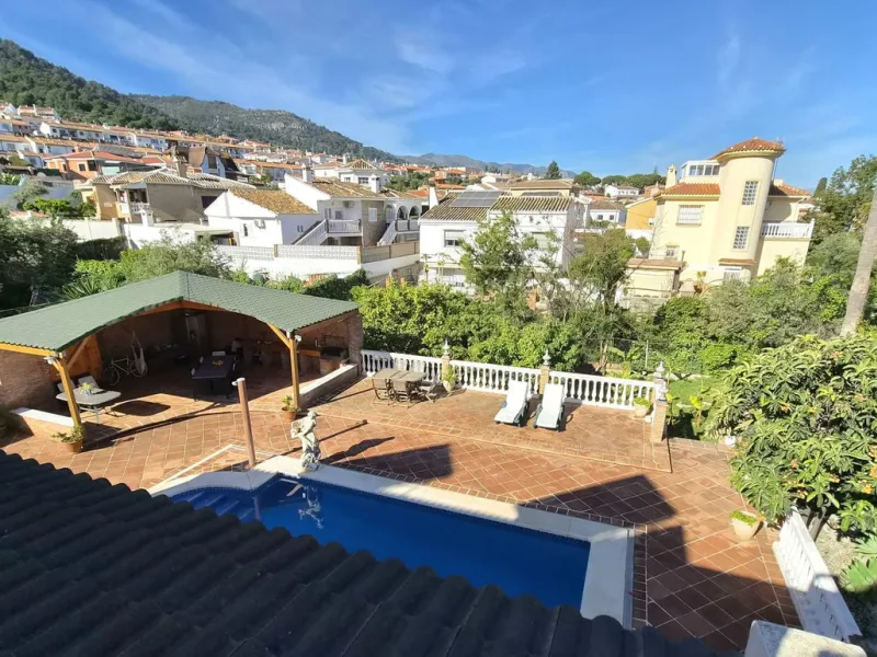 Multi functional villa for sale in Alhaurin de la Torre, area El Lagar,