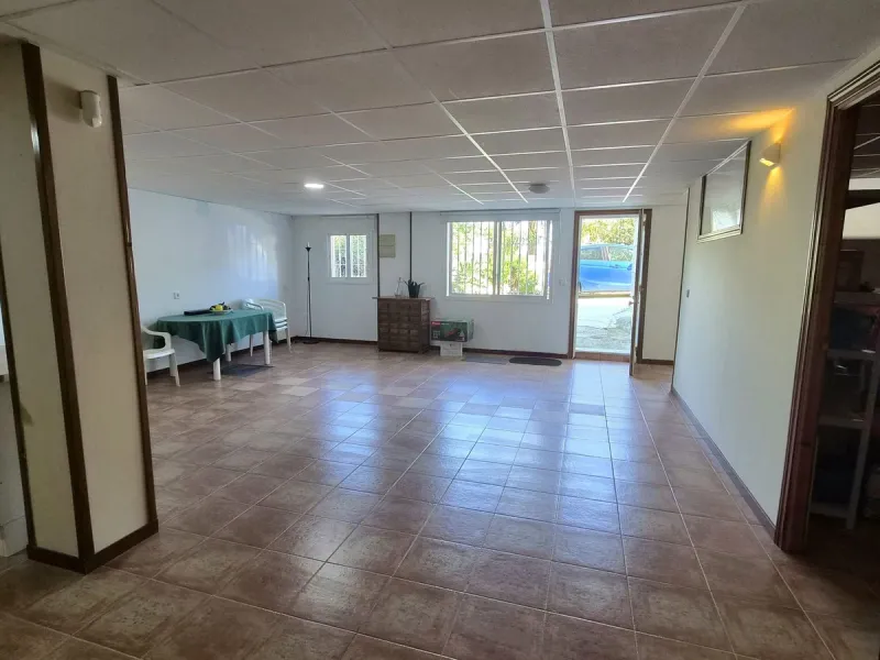 Multi functional villa for sale in Alhaurin de la Torre, area El Lagar,