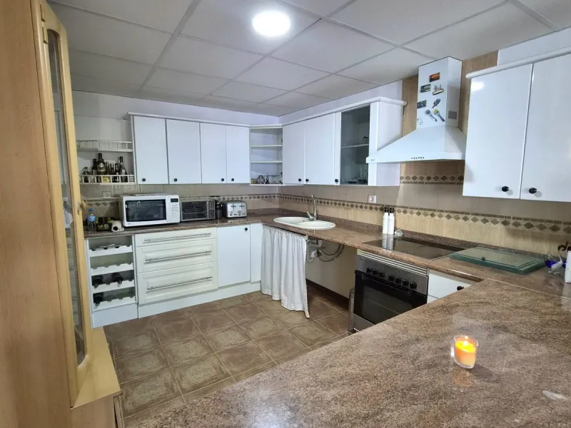 Multi functional villa for sale in Alhaurin de la Torre, area El Lagar,