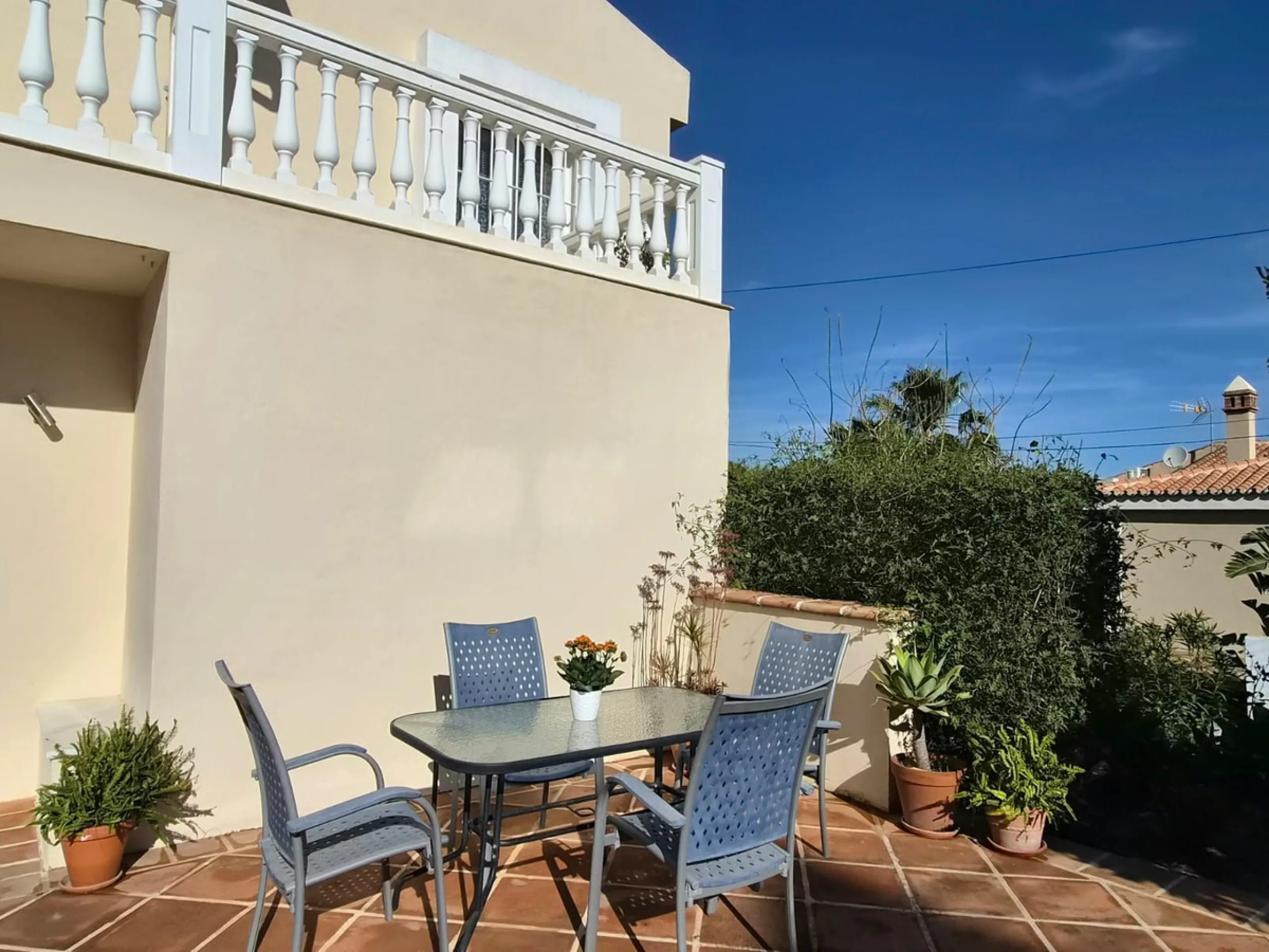 Multi functional villa for sale in Alhaurin de la Torre, area El Lagar,