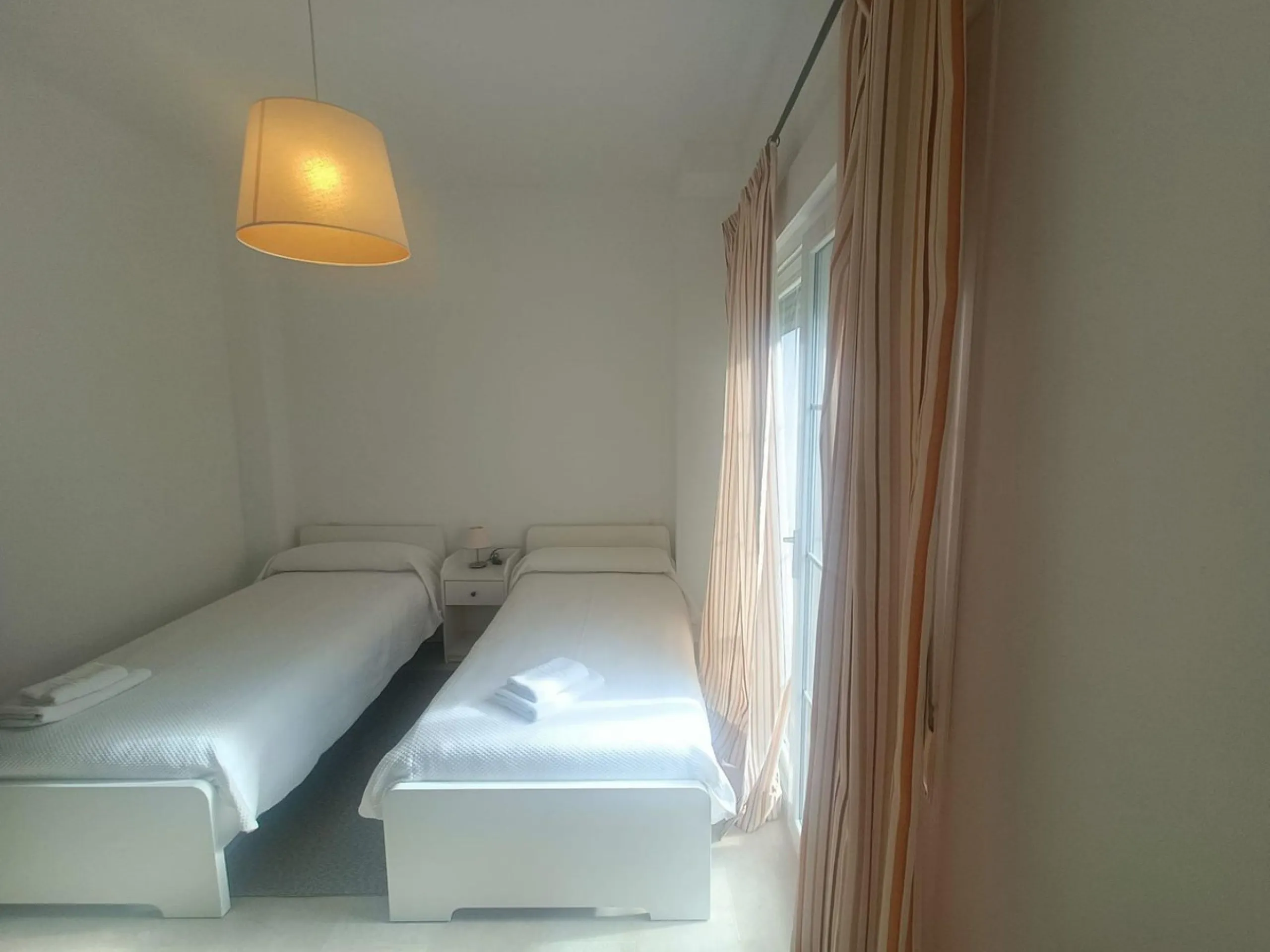 House - Townhouse в продаже в Alhaurín de la Torre, Málaga. В доме 3 спален и 2 ванных комнат. Площадь дома 196 м²
