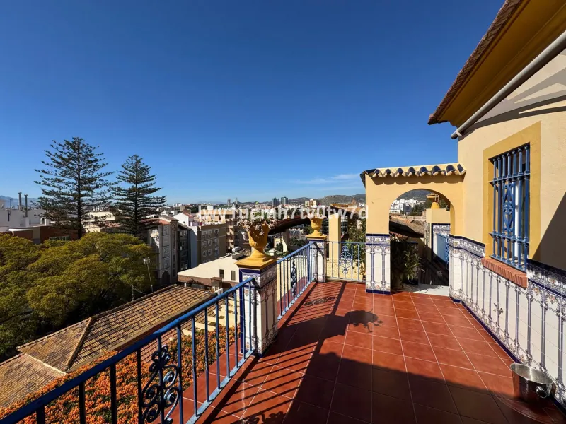 OPPORTUNITY! MAGNIFICENT PROPERTY IN LA MALAGUETA, JUST STEPS FROM THE HISTORIC CENTER!