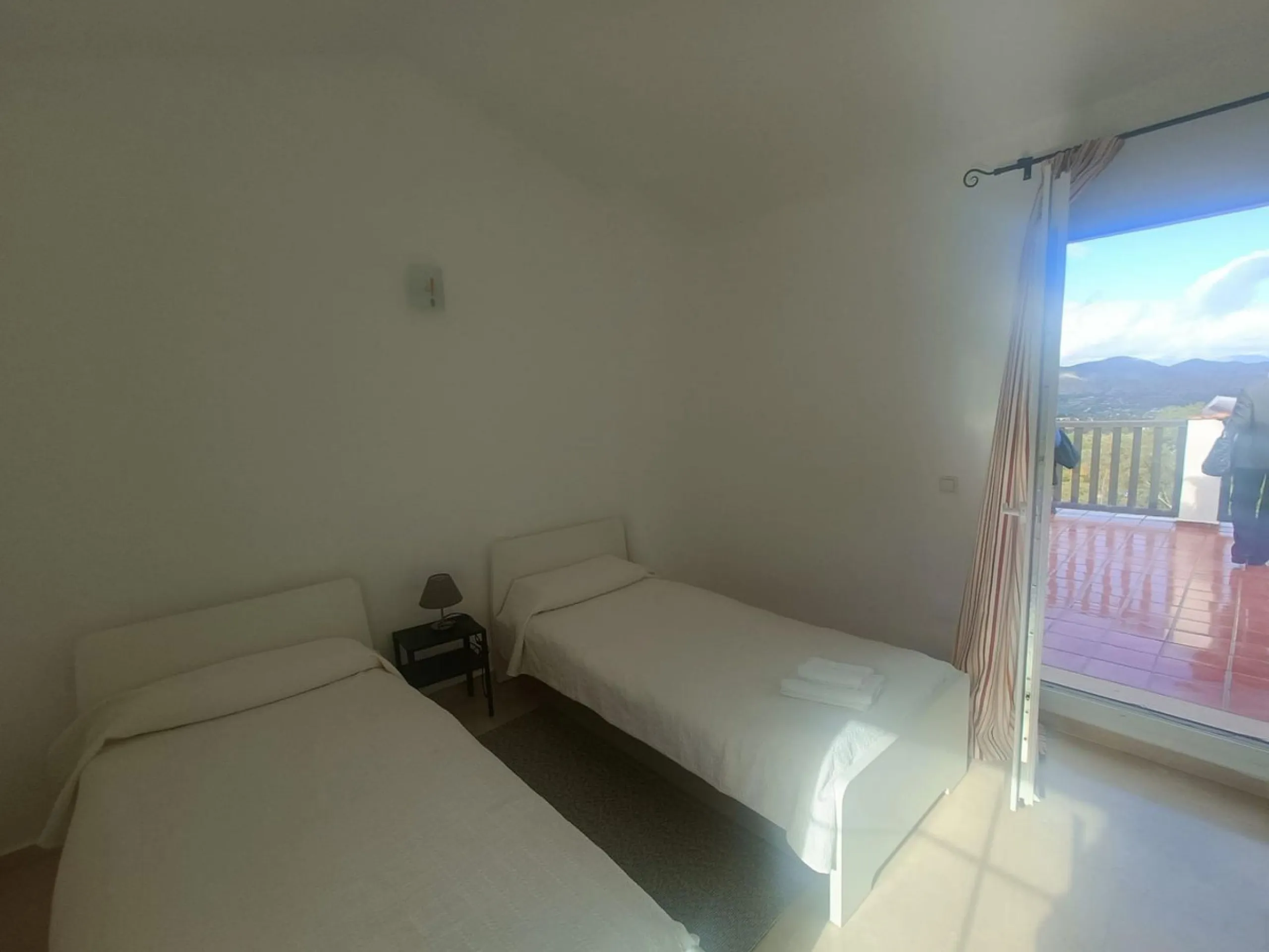 House - Townhouse в продаже в Alhaurín de la Torre, Málaga. В доме 3 спален и 2 ванных комнат. Площадь дома 196 м²