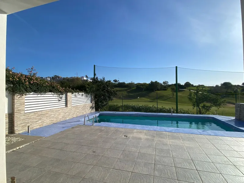 Charming Semi-detached Villa with Golf Views in Valle Romano