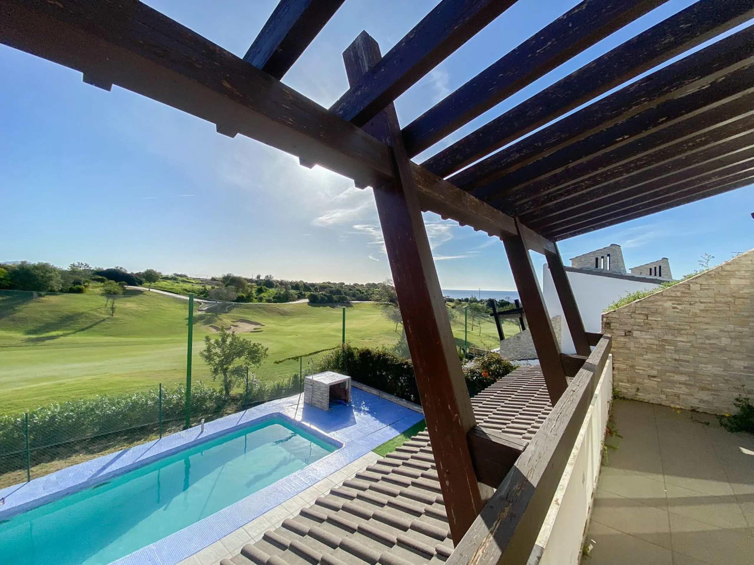 Charming Semi-detached Villa with Golf Views in Valle Romano