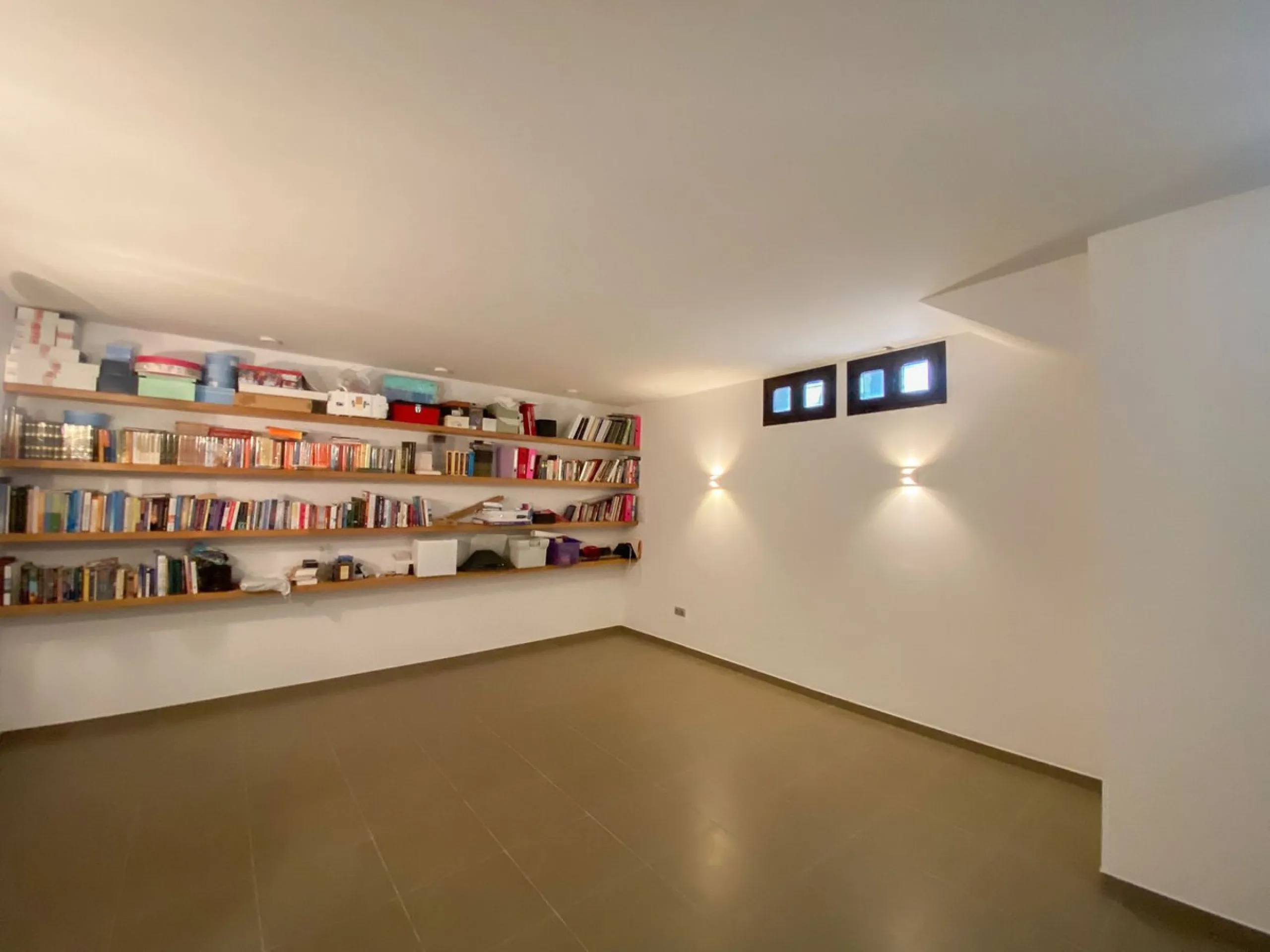Charming Semi-detached Villa with Golf Views in Valle Romano
