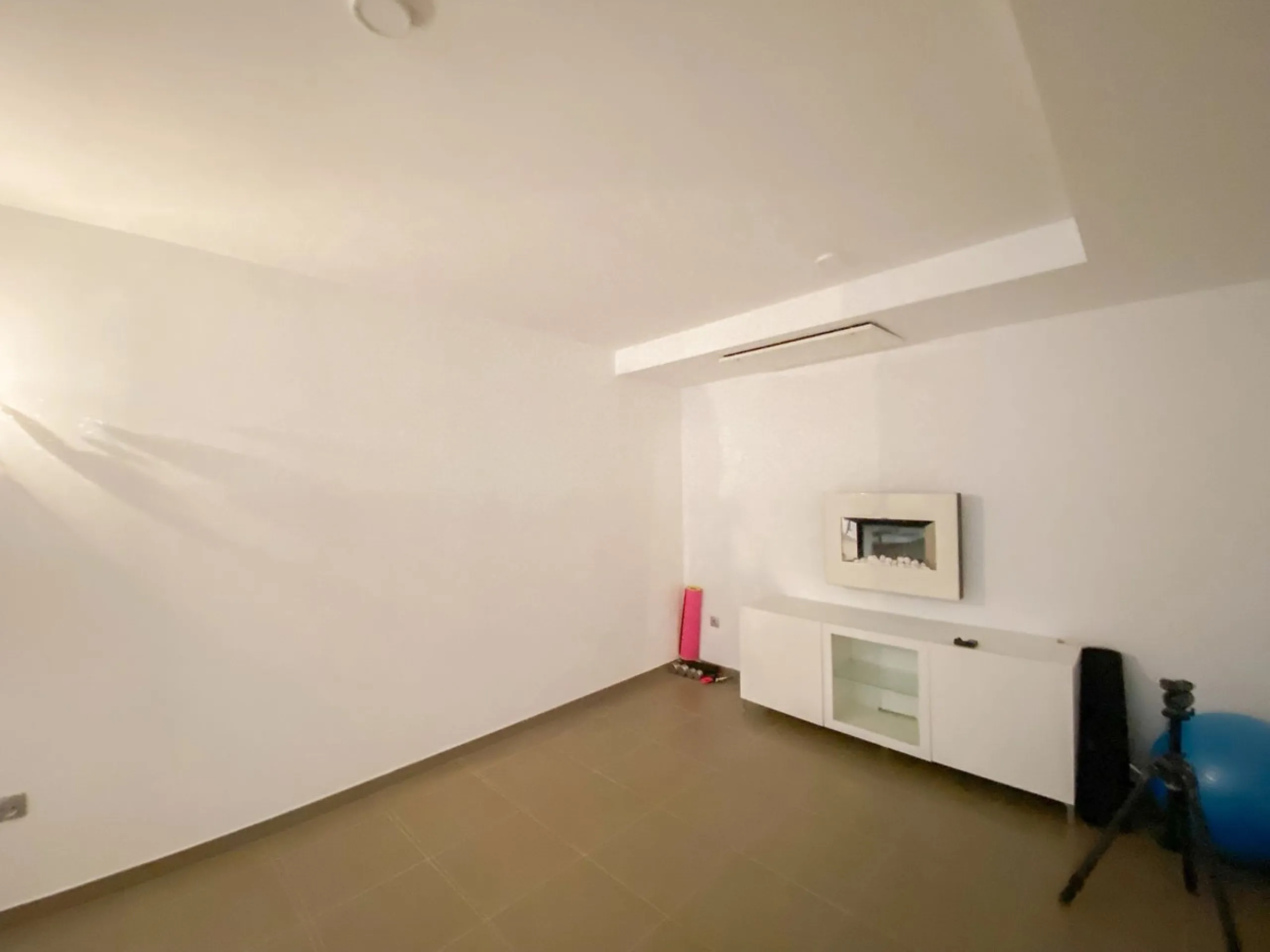 Charming Semi-detached Villa with Golf Views in Valle Romano