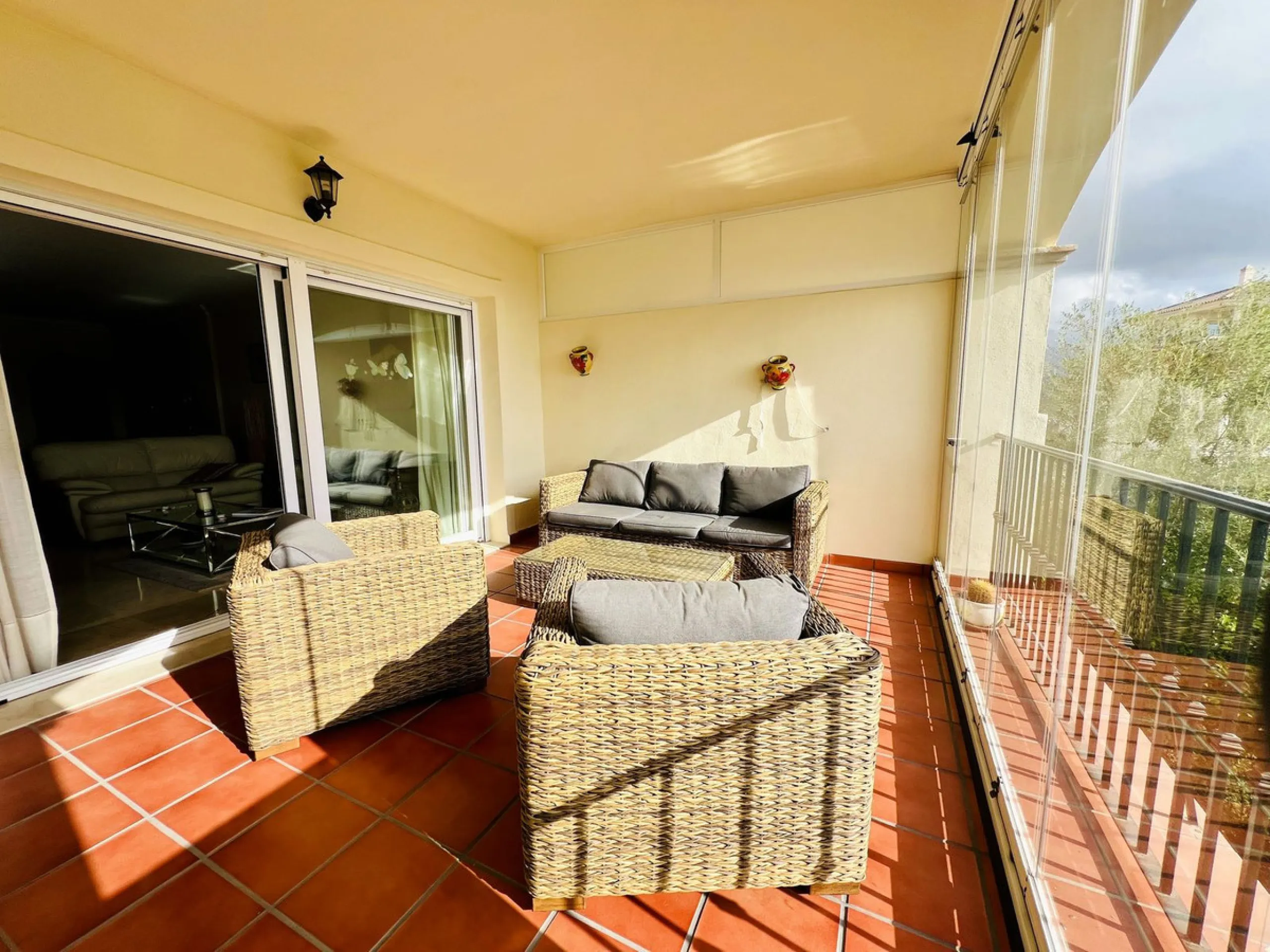 Apartment - Ground Floor Apartment в продаже в Mijas, Málaga. В доме 2 спален и 2 ванных комнат. Площадь дома 94 м²