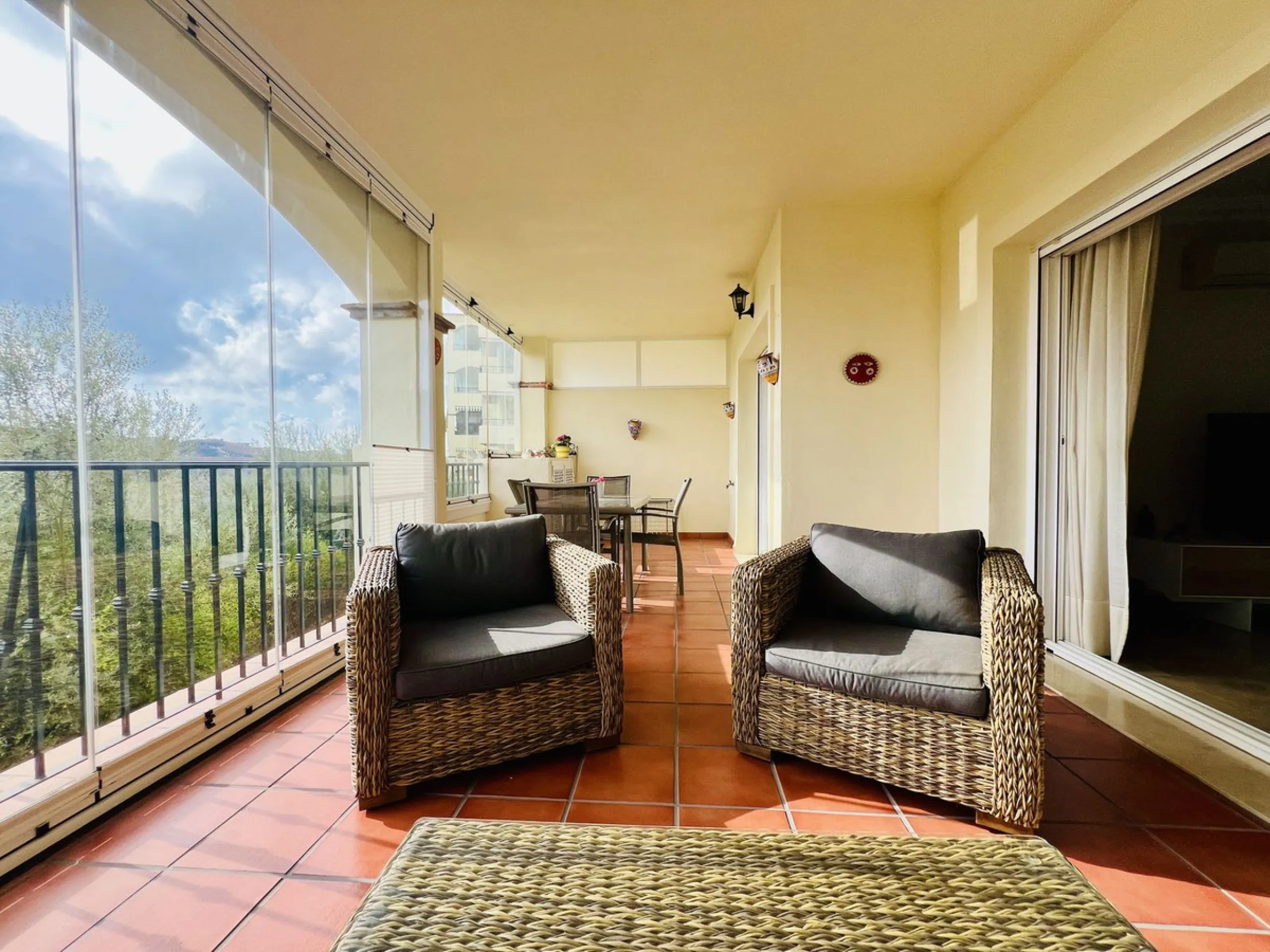 Apartment - Ground Floor Apartment в продаже в Mijas, Málaga. В доме 2 спален и 2 ванных комнат. Площадь дома 94 м²