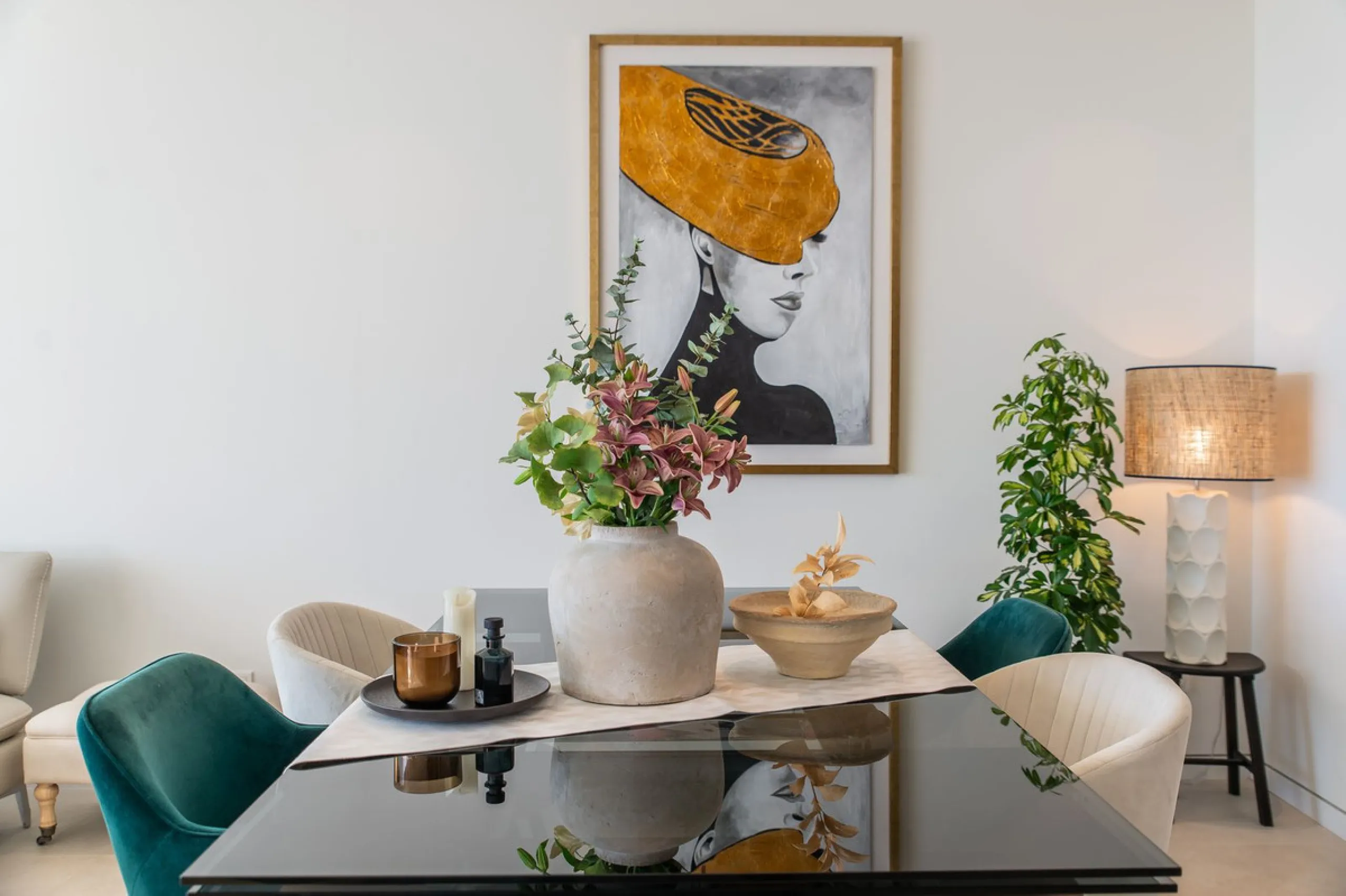 High-end 3-Bedroom Apartment with Unmatched Privacy and Panoramic Views