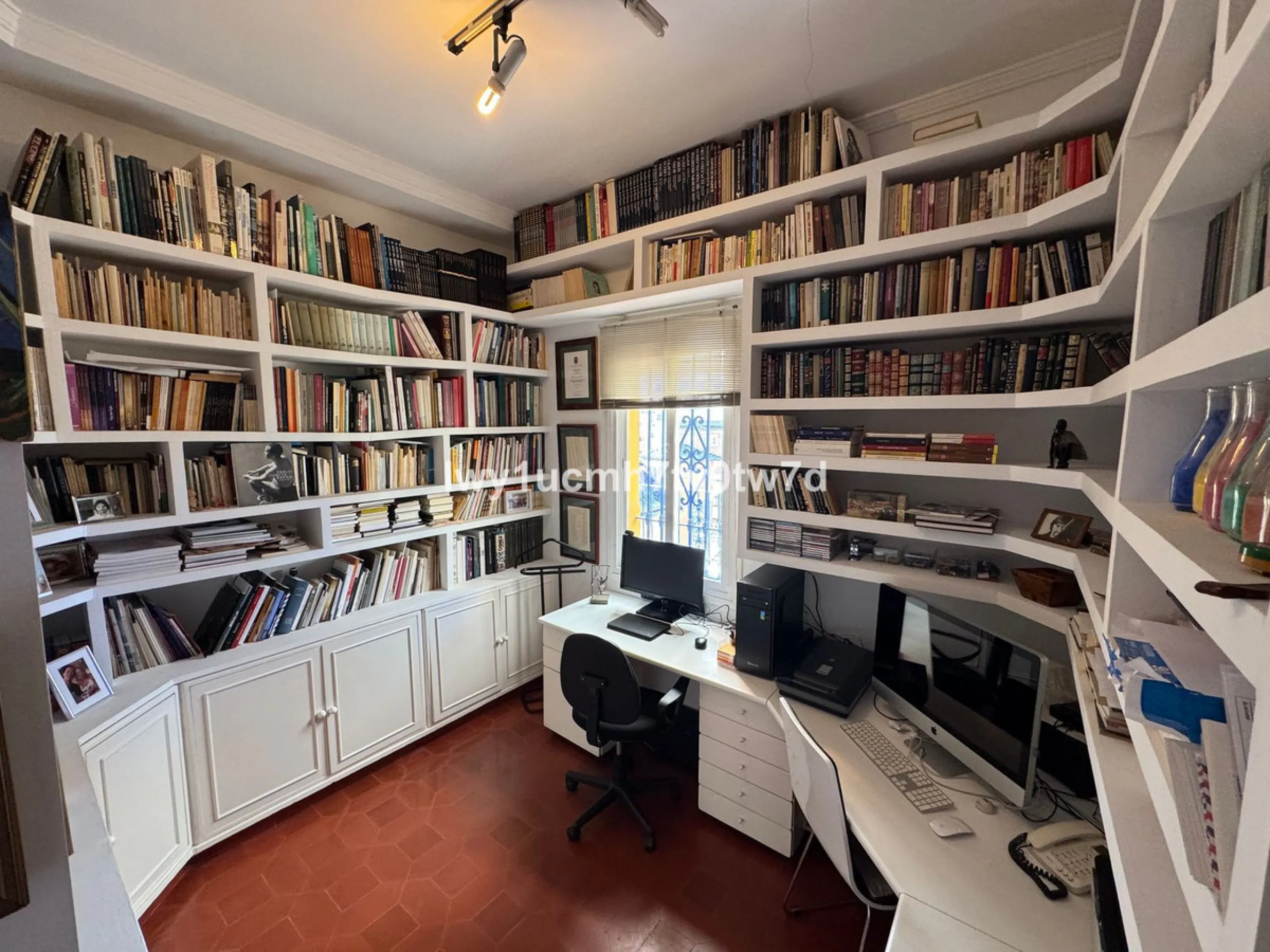 OPPORTUNITY! MAGNIFICENT PROPERTY IN LA MALAGUETA, JUST STEPS FROM THE HISTORIC CENTER!