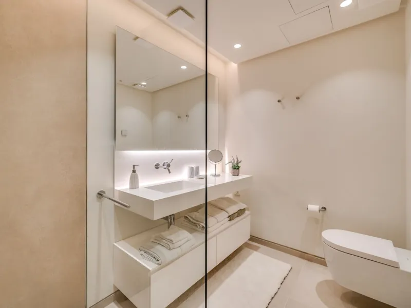 High-end 3-Bedroom Apartment with Unmatched Privacy and Panoramic Views