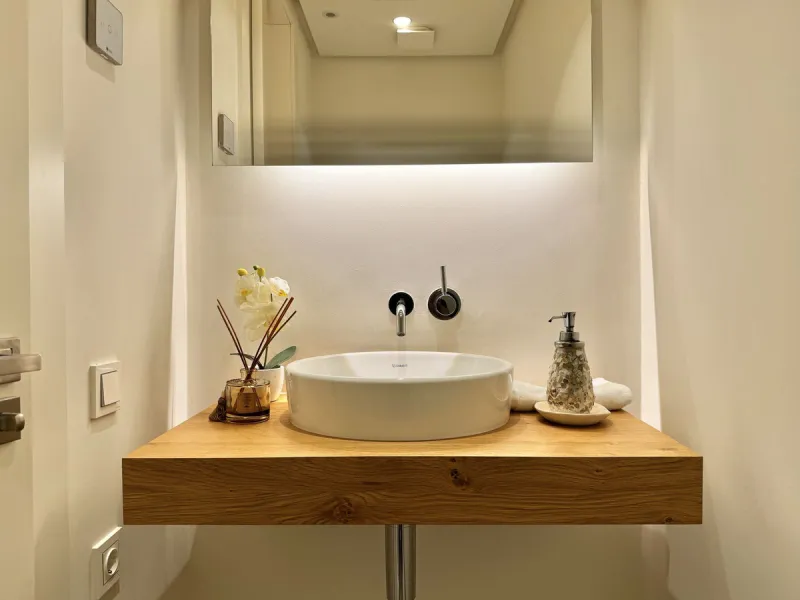 High-end 3-Bedroom Apartment with Unmatched Privacy and Panoramic Views
