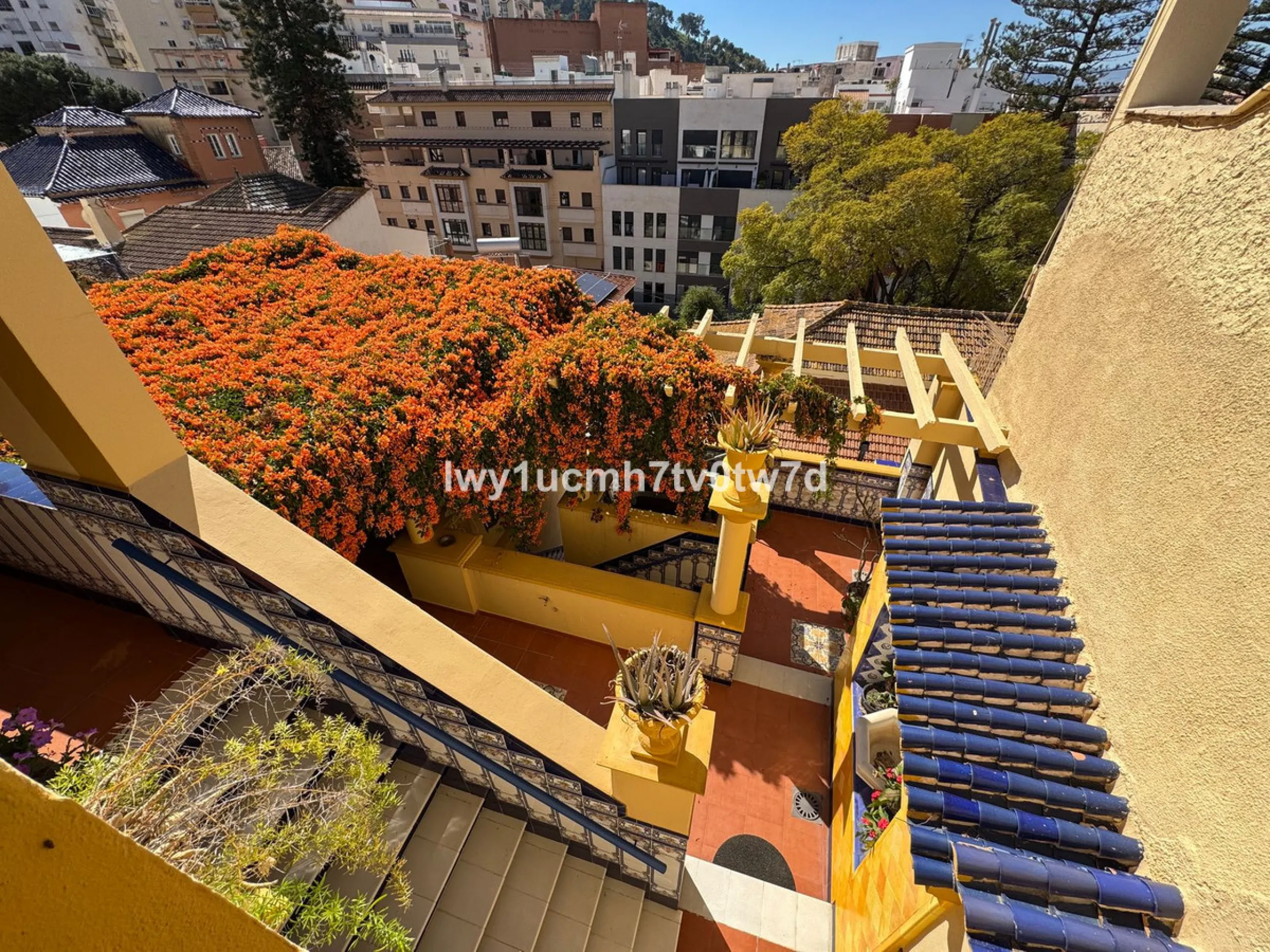 OPPORTUNITY! MAGNIFICENT PROPERTY IN LA MALAGUETA, JUST STEPS FROM THE HISTORIC CENTER!