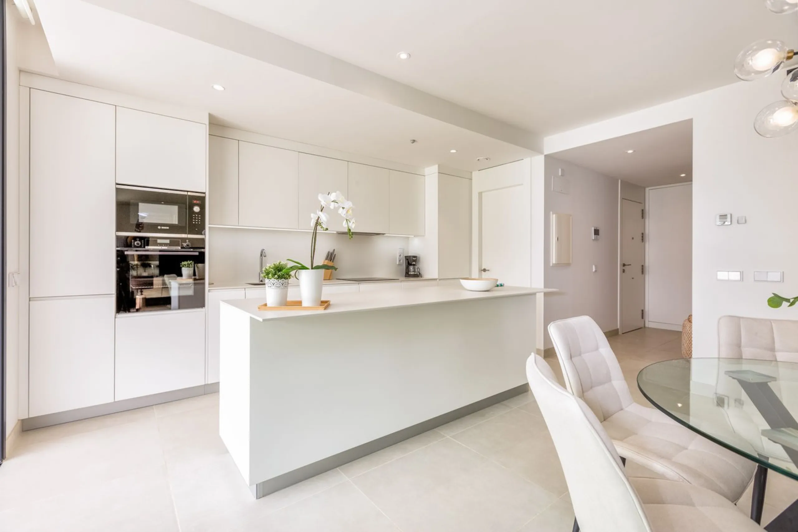 Apartment - Ground Floor Apartment в продаже в Fuengirola, Málaga. В доме 2 спален и 2 ванных комнат. Площадь дома 128 м². Площадь участка 29 м²