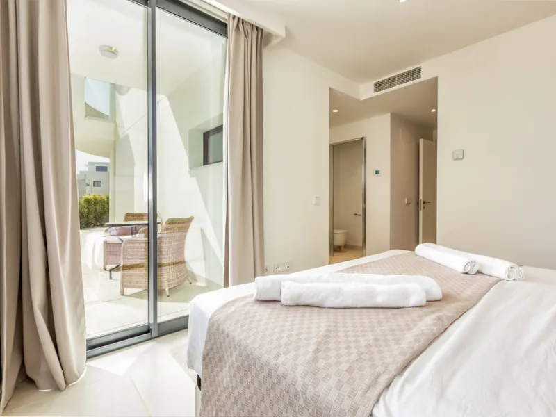 Apartment - Ground Floor Apartment в продаже в Fuengirola, Málaga. В доме 2 спален и 2 ванных комнат. Площадь дома 128 м². Площадь участка 29 м²