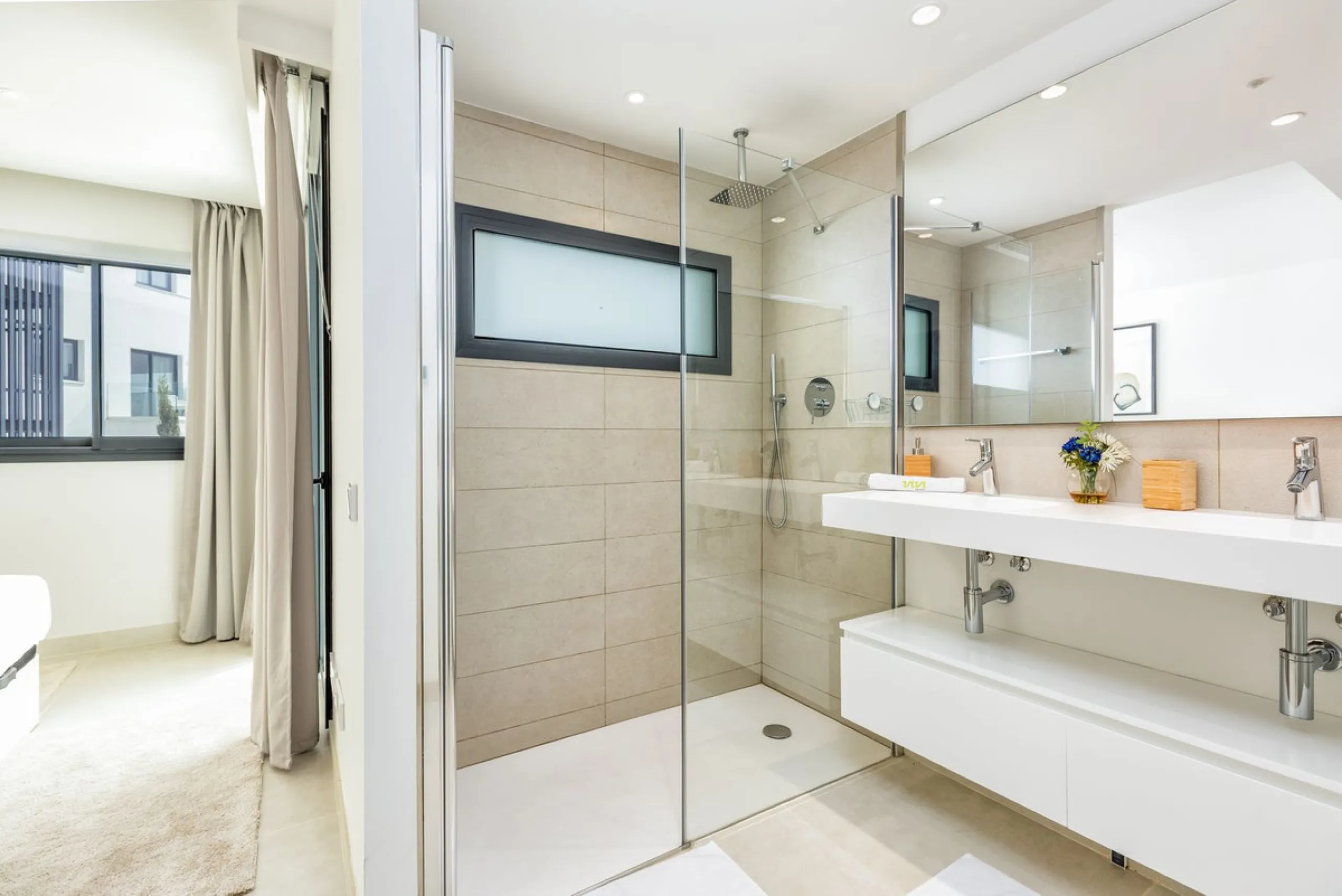 Apartment - Ground Floor Apartment в продаже в Fuengirola, Málaga. В доме 2 спален и 2 ванных комнат. Площадь дома 128 м². Площадь участка 29 м²