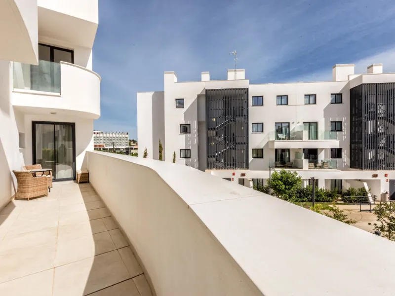 Apartment - Ground Floor Apartment в продаже в Fuengirola, Málaga. В доме 2 спален и 2 ванных комнат. Площадь дома 128 м². Площадь участка 29 м²