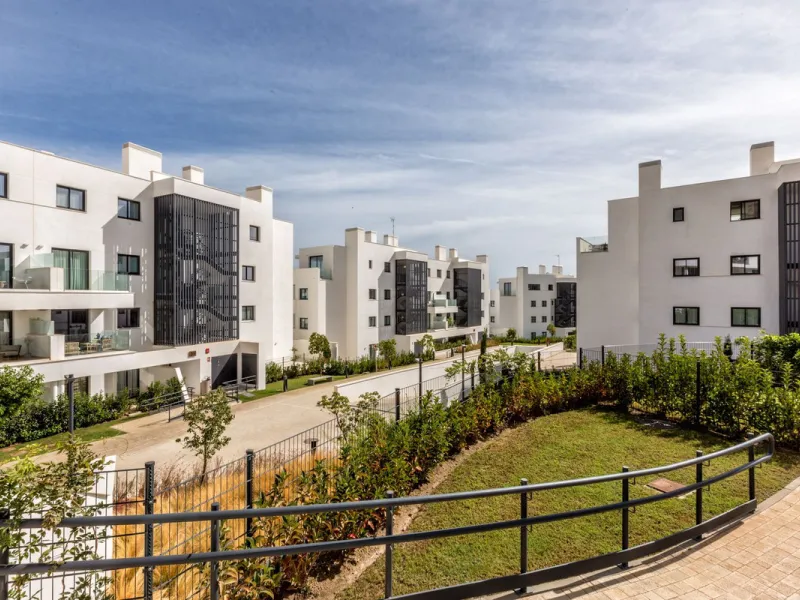 Apartment - Ground Floor Apartment в продаже в Fuengirola, Málaga. В доме 2 спален и 2 ванных комнат. Площадь дома 128 м². Площадь участка 29 м²