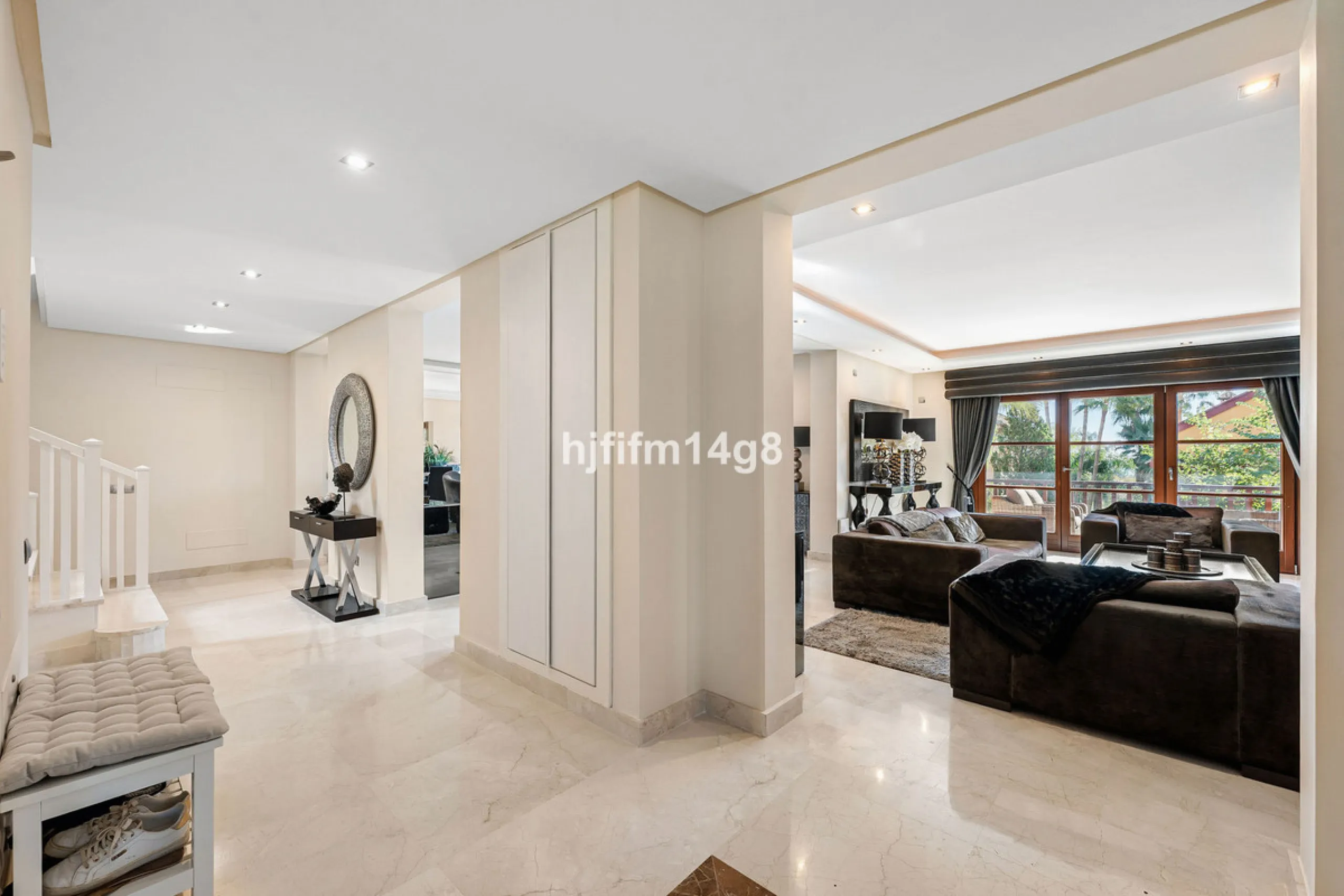 Discover unparalleled luxury in the prestigious La Capellania community with exotic gardens, , nestled within the Marbella Golden Mile. This stunning villa, boasting 686m² of interior space and an additional 77m² of terrace, offers the ultimate blend of e