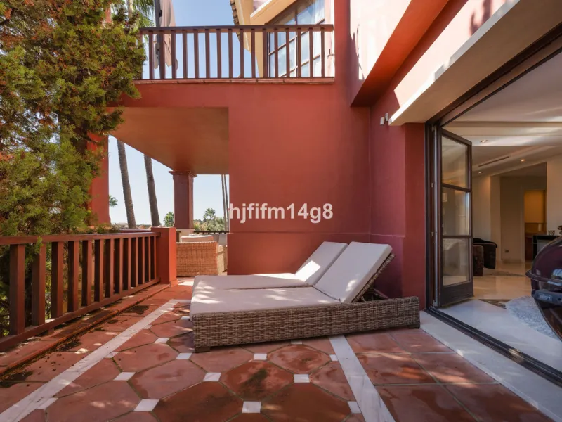 Discover unparalleled luxury in the prestigious La Capellania community with exotic gardens, , nestled within the Marbella Golden Mile. This stunning villa, boasting 686m² of interior space and an additional 77m² of terrace, offers the ultimate blend of e