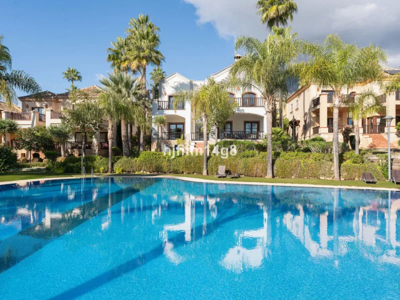 Discover unparalleled luxury in the prestigious La Capellania community with exotic gardens, , nestled within the Marbella Golden Mile. This stunning villa, boasting 686m² of interior space and an additional 77m² of terrace, offers the ultimate blend of e