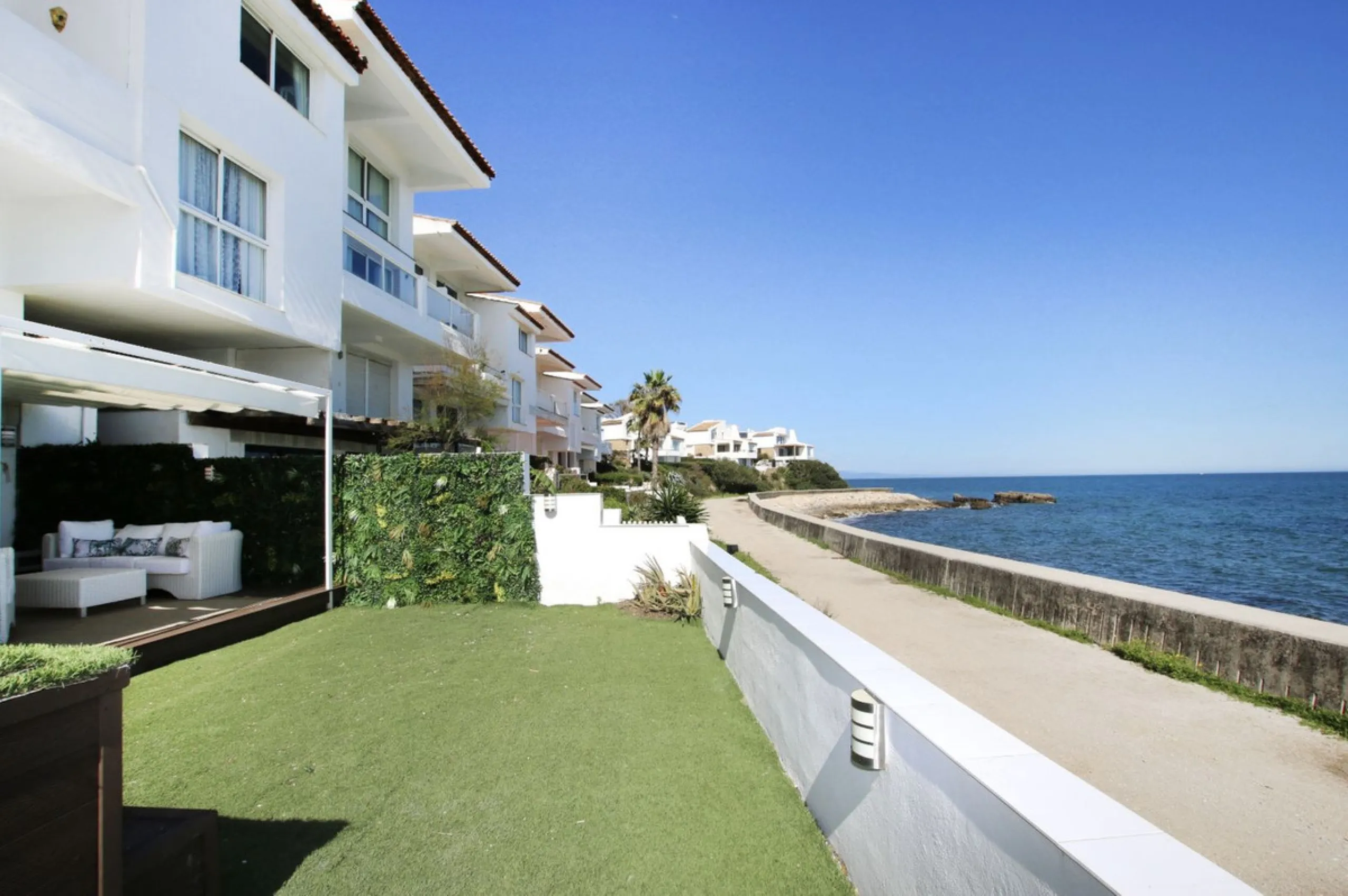 This is a truly amazing home  just a few meters from the sea. It is a one-of-a-kind property that was fully renovated in March 2025, so everything is brand new and ready for you to move in.