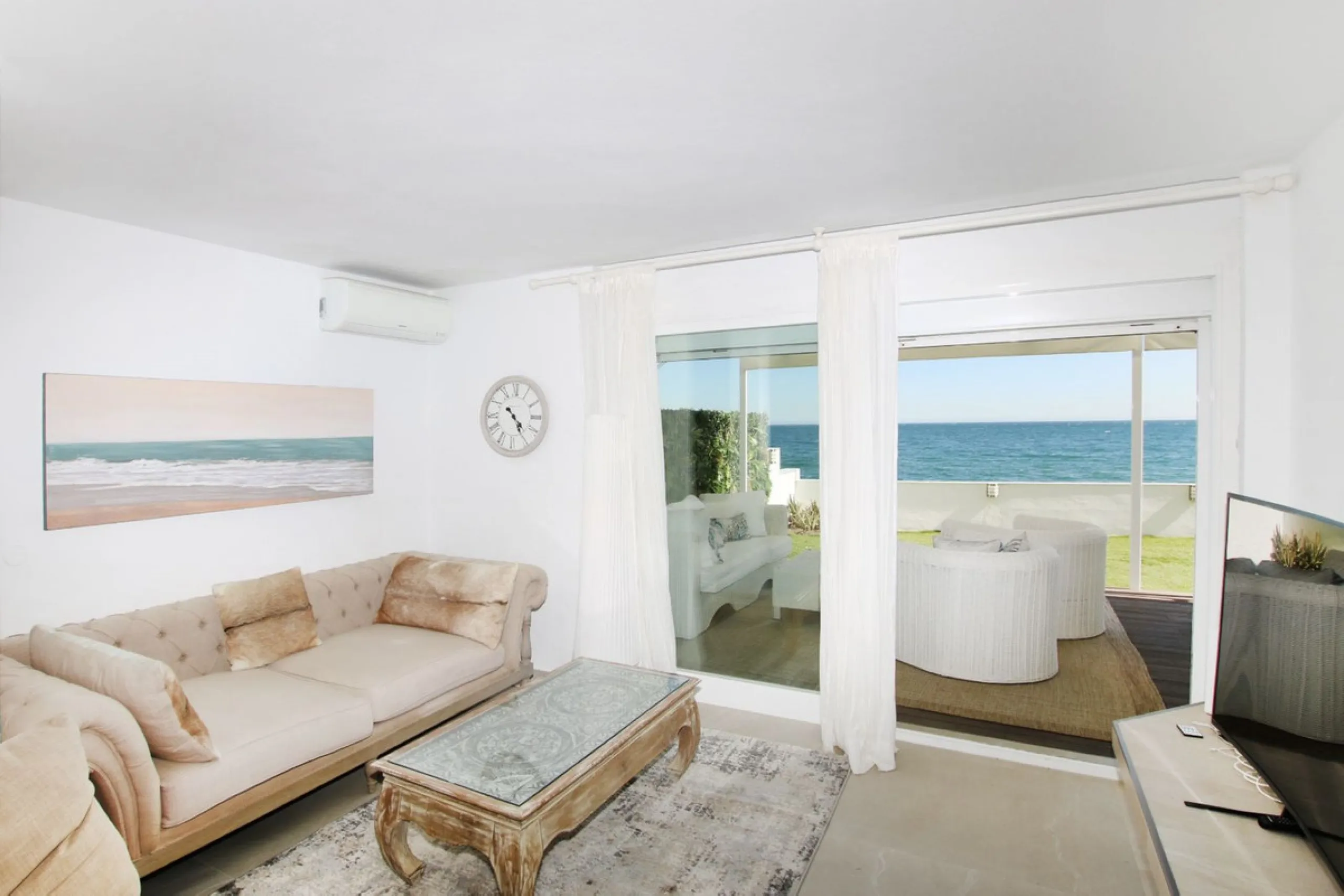 This is a truly amazing home  just a few meters from the sea. It is a one-of-a-kind property that was fully renovated in March 2025, so everything is brand new and ready for you to move in.
