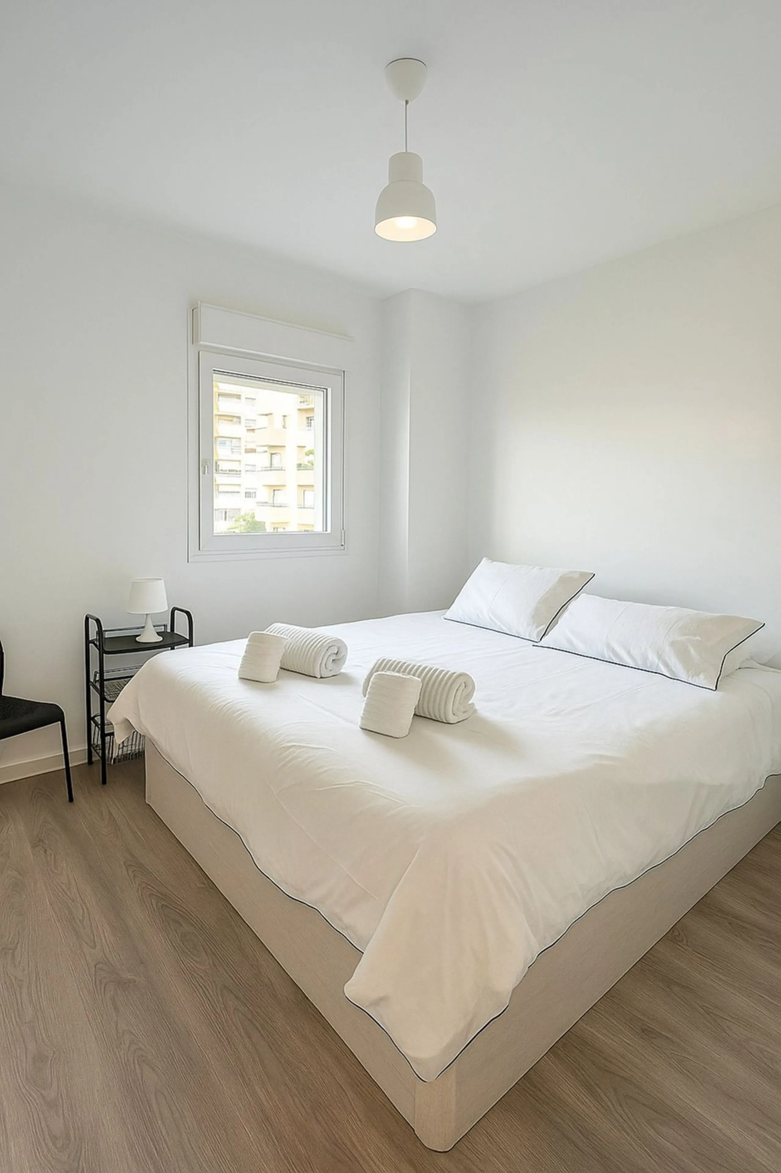 Apartment - Middle Floor Apartment в продаже в Marbella, Málaga. В доме 3 спален и 2 ванных комнат. Площадь дома 112 м²