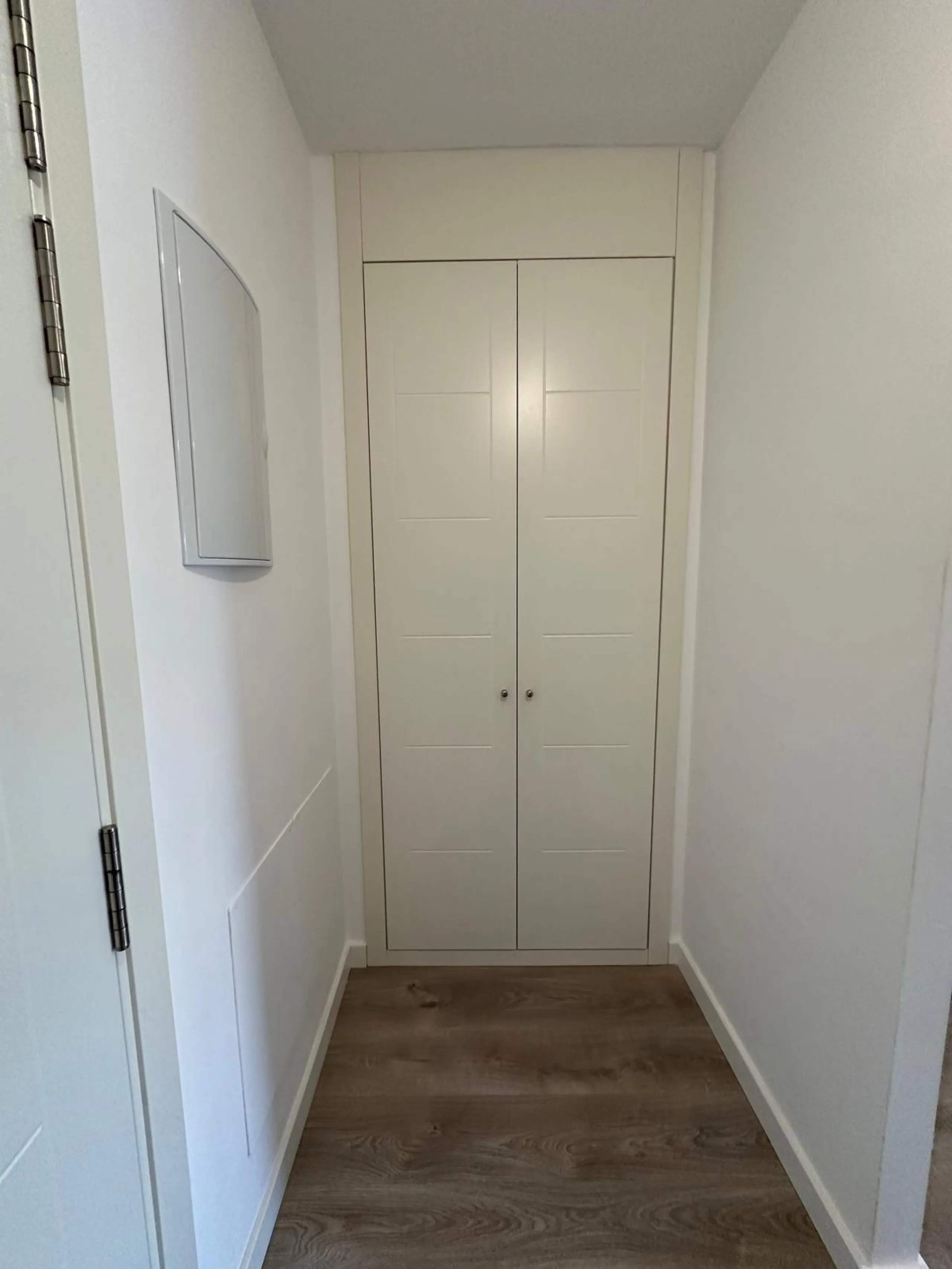 Apartment - Middle Floor Apartment в продаже в Marbella, Málaga. В доме 3 спален и 2 ванных комнат. Площадь дома 112 м²
