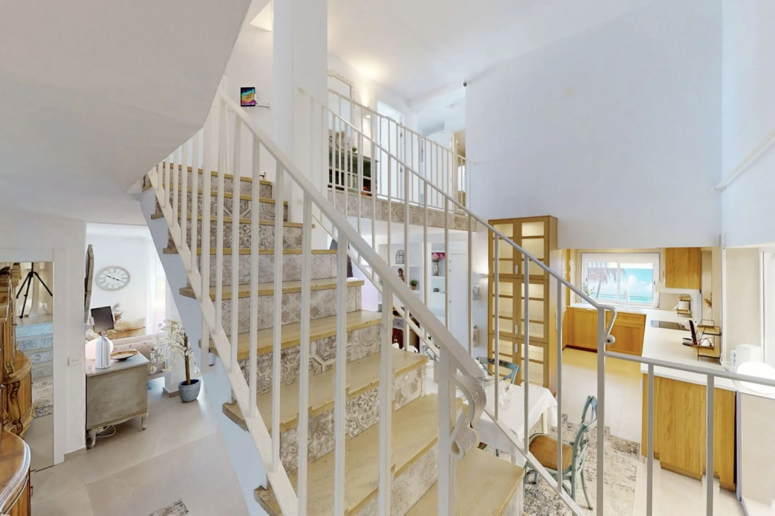 This is a truly amazing home  just a few meters from the sea. It is a one-of-a-kind property that was fully renovated in March 2025, so everything is brand new and ready for you to move in.