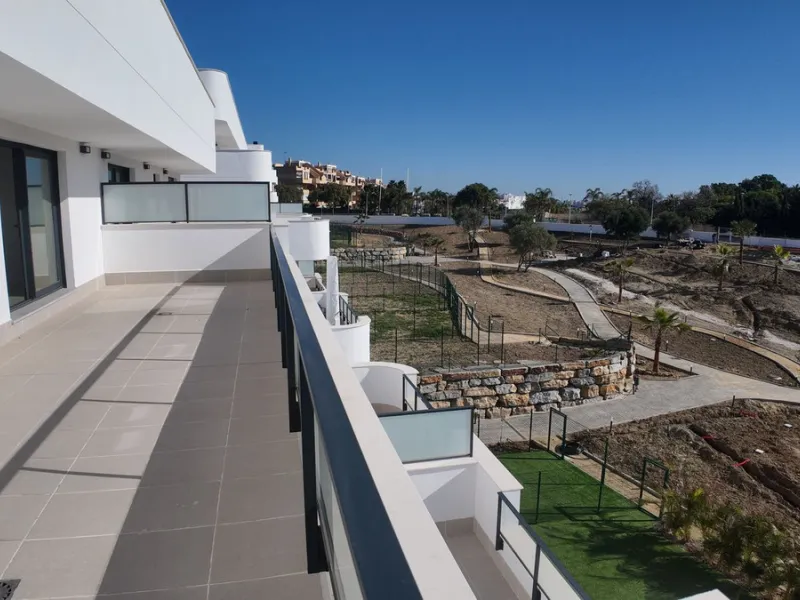 Move-in Ready Penthouse in Aranya, Estepona