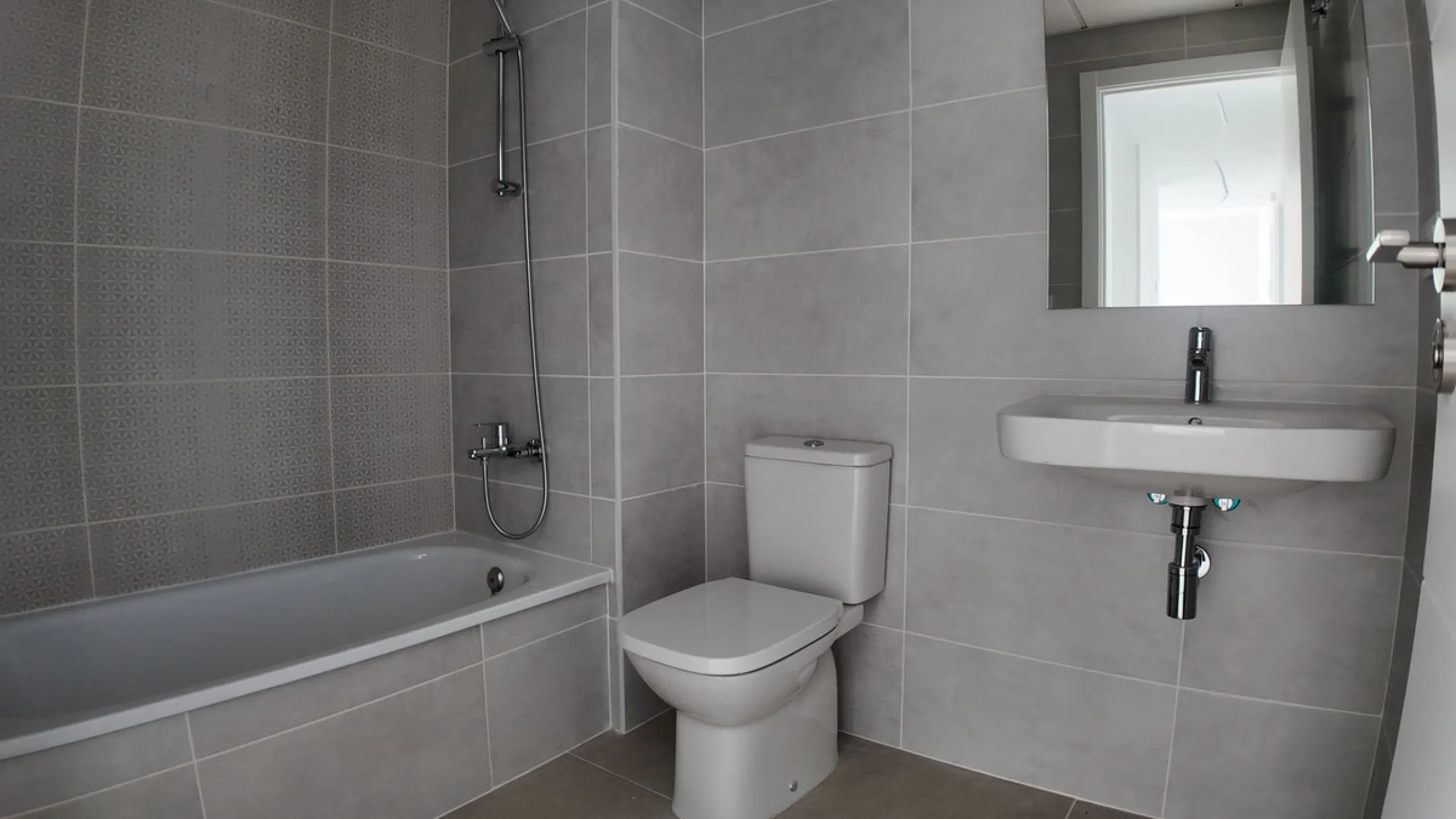 Move-in Ready Penthouse in Aranya, Estepona