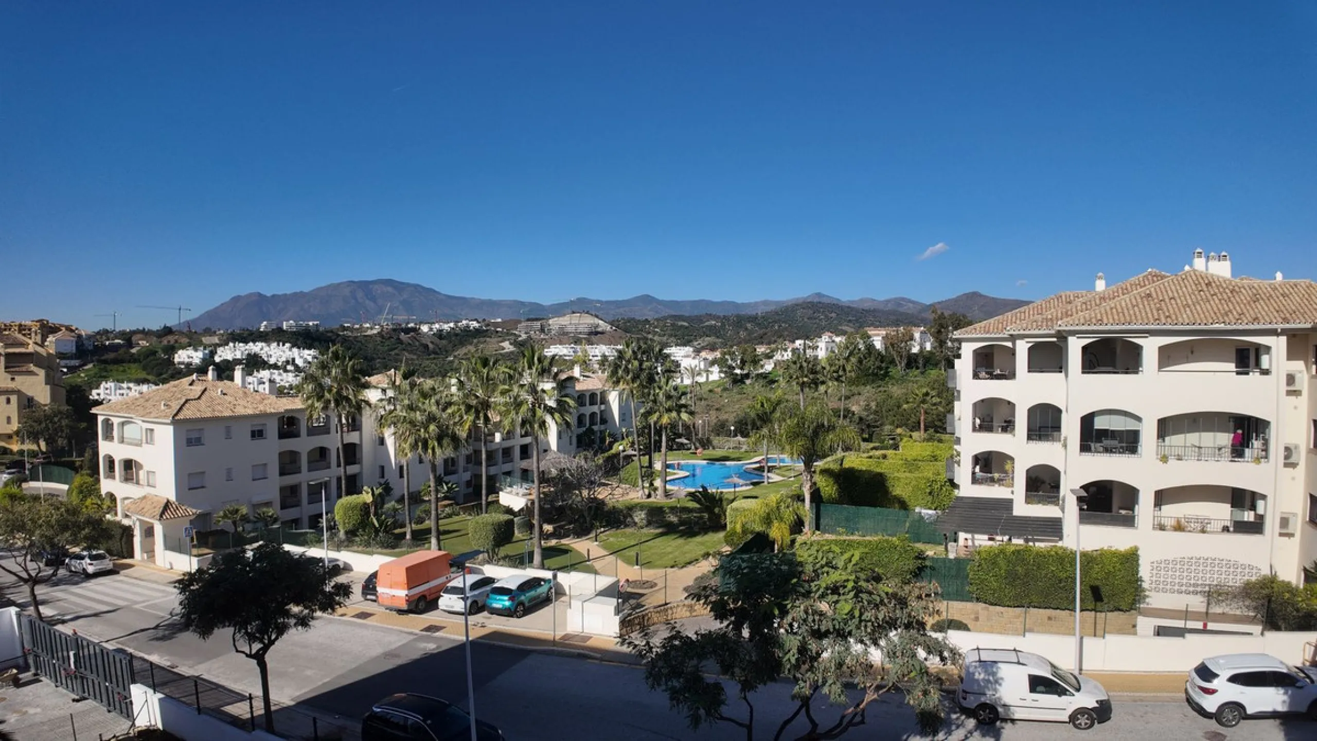 Move-in Ready Penthouse in Aranya, Estepona