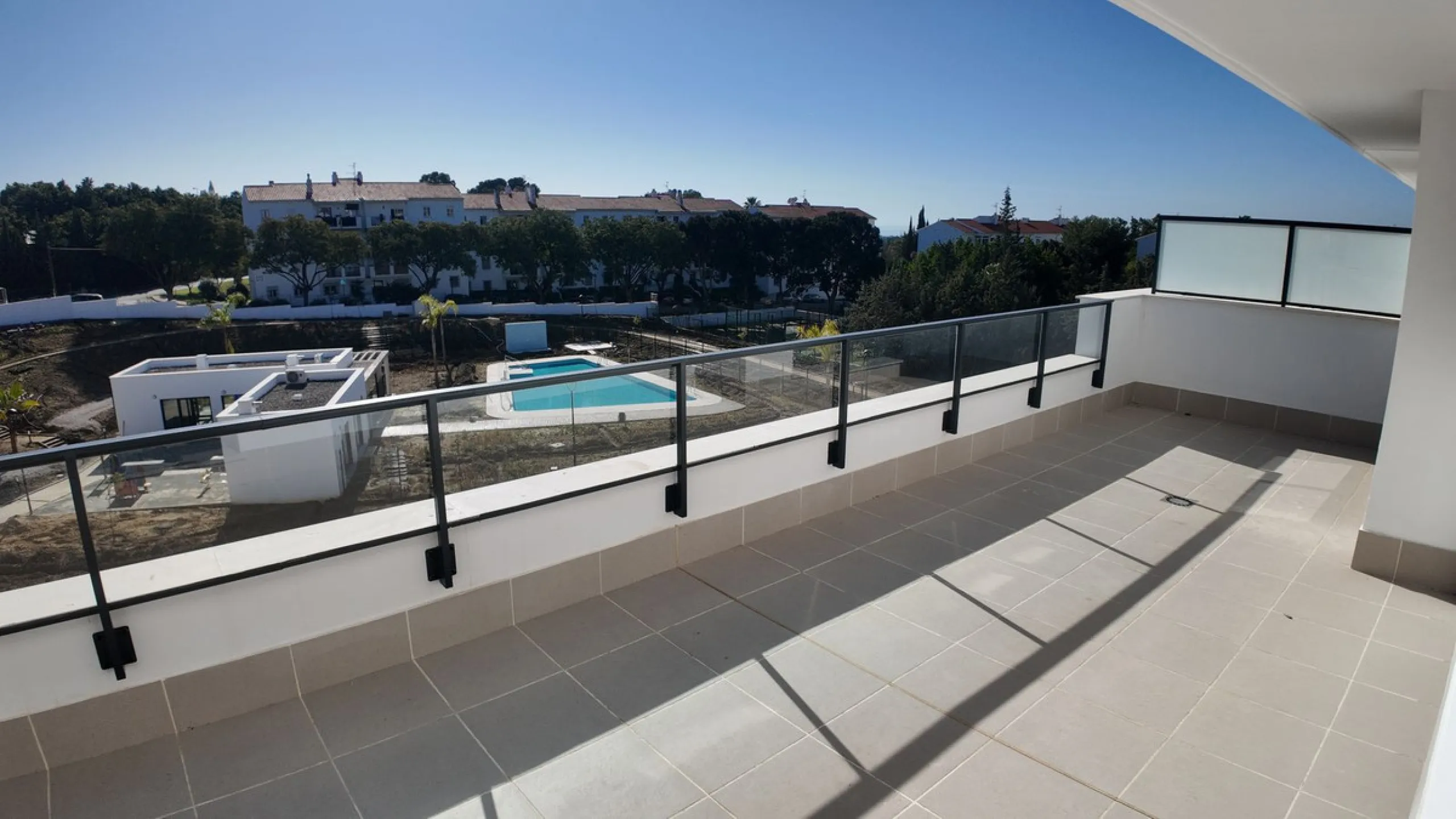 Move-in Ready Penthouse in Aranya, Estepona