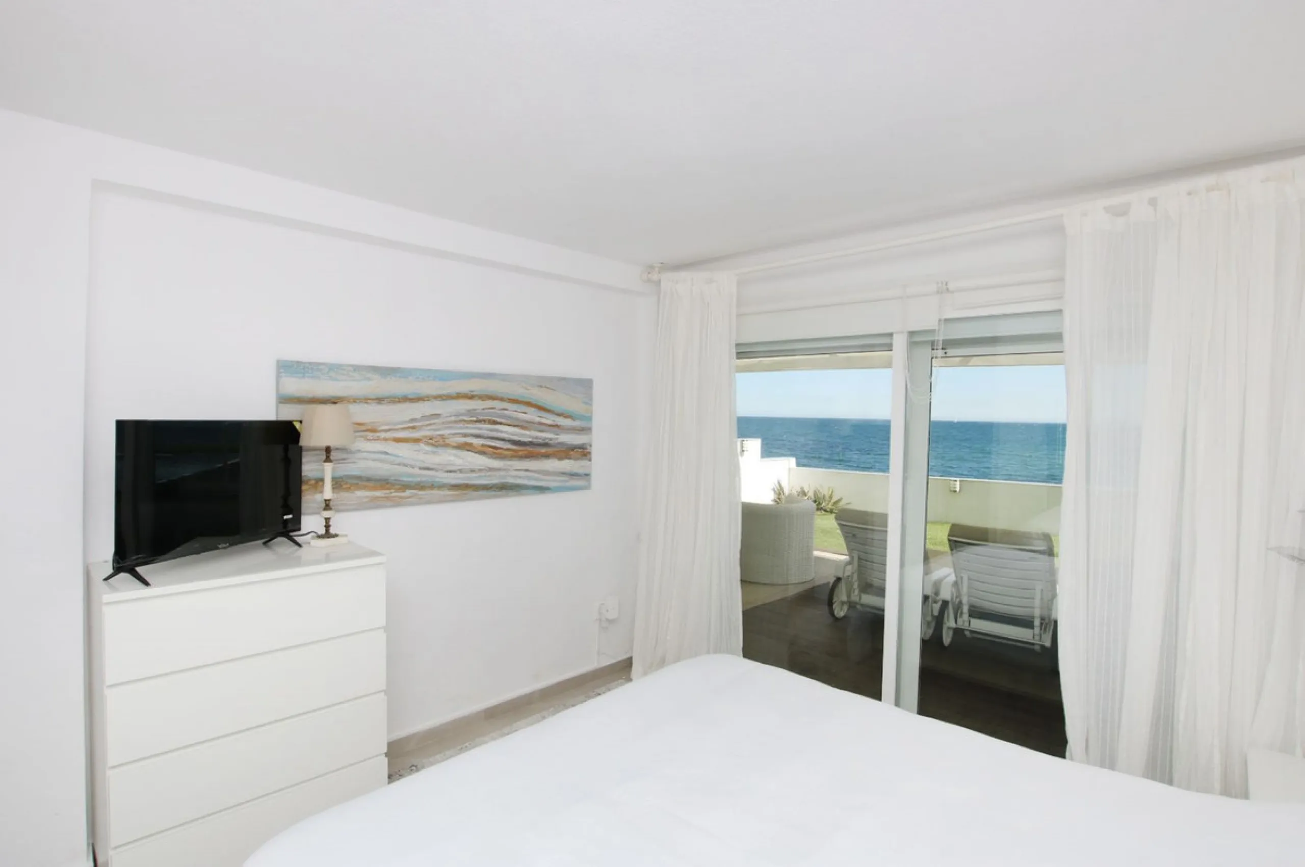 This is a truly amazing home  just a few meters from the sea. It is a one-of-a-kind property that was fully renovated in March 2025, so everything is brand new and ready for you to move in.