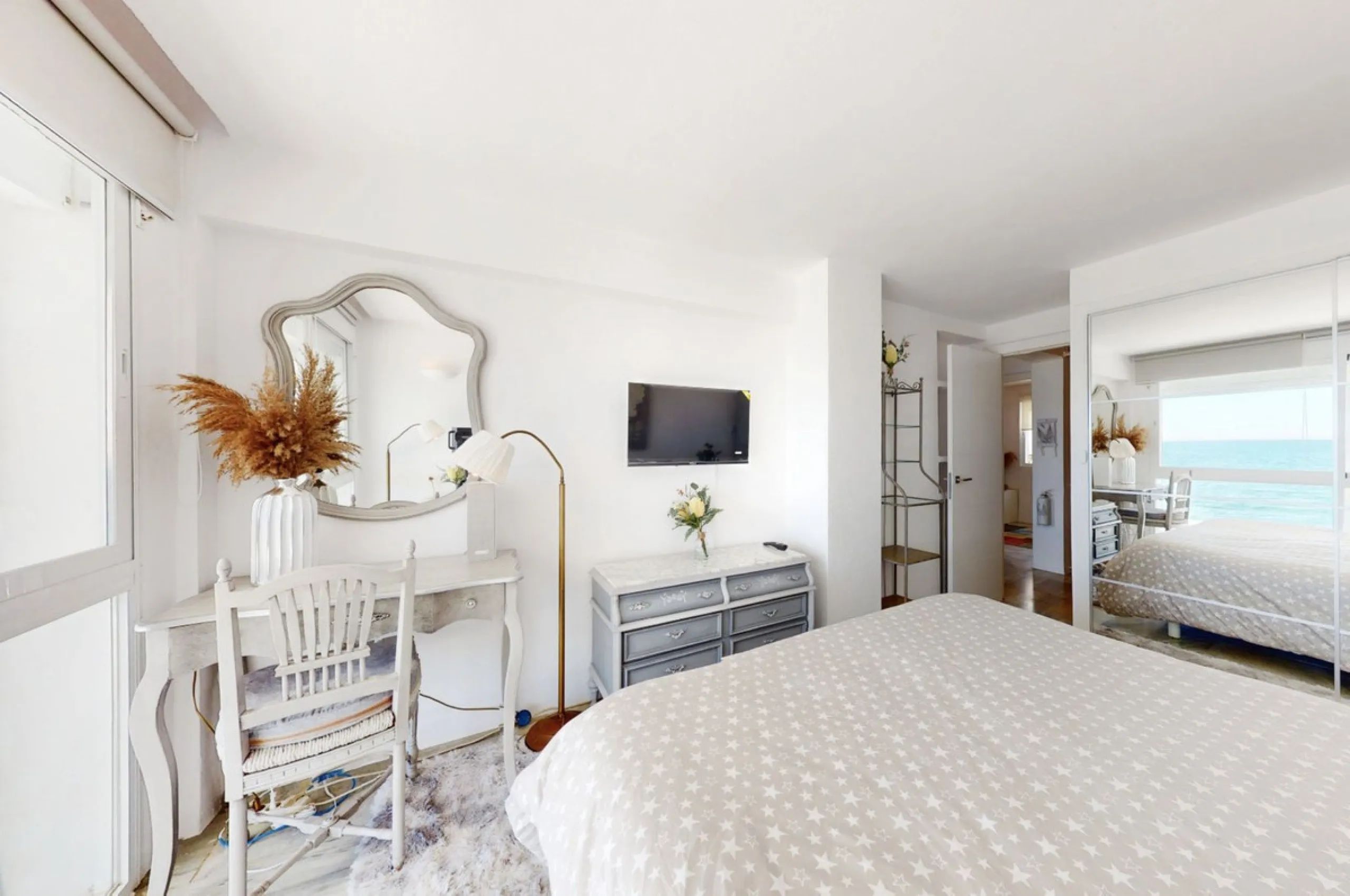 This is a truly amazing home  just a few meters from the sea. It is a one-of-a-kind property that was fully renovated in March 2025, so everything is brand new and ready for you to move in.