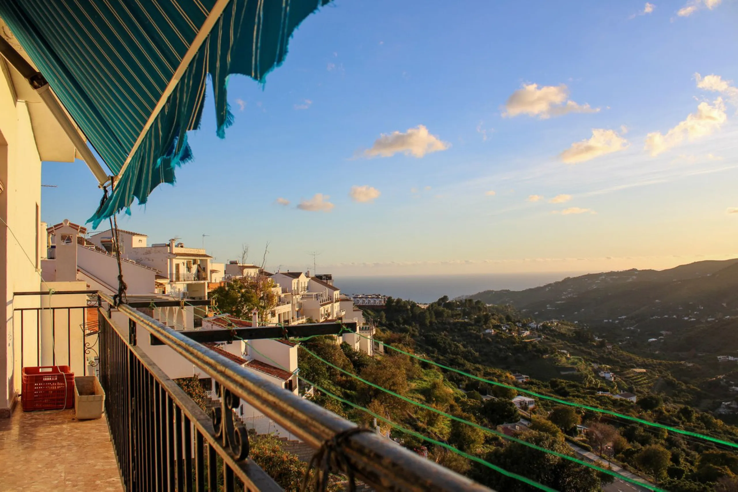 Centrally Located Apartment in Frigiliana with Fantastic Views and Opportunities.