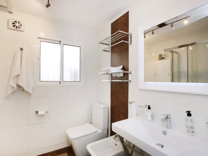 This is a truly amazing home  just a few meters from the sea. It is a one-of-a-kind property that was fully renovated in March 2025, so everything is brand new and ready for you to move in.