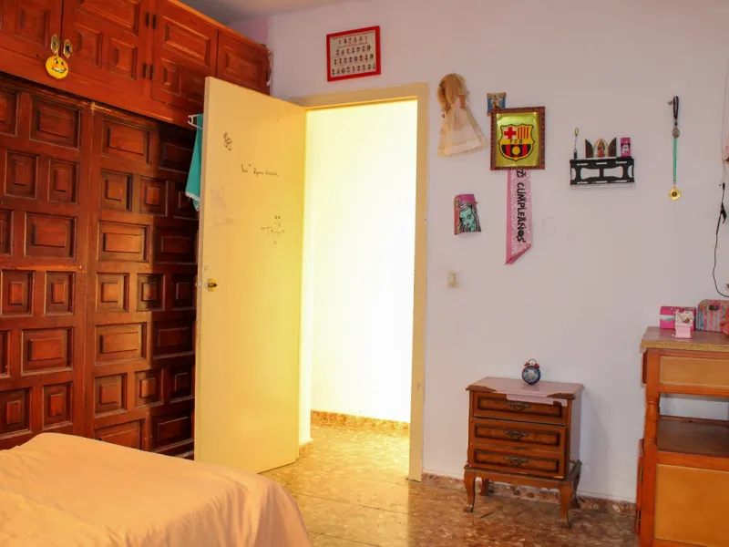 Centrally Located Apartment in Frigiliana with Fantastic Views and Opportunities.