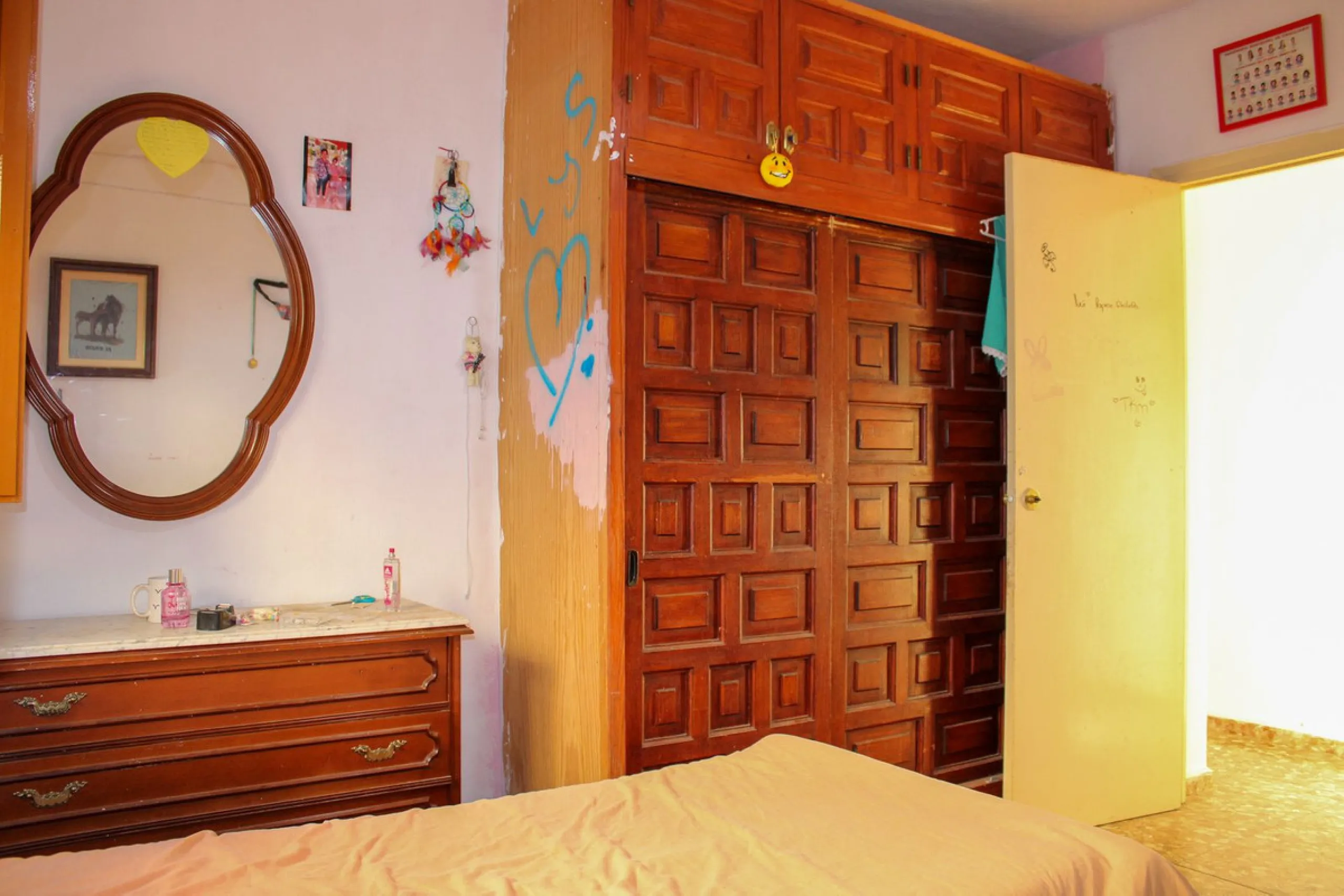 Centrally Located Apartment in Frigiliana with Fantastic Views and Opportunities.