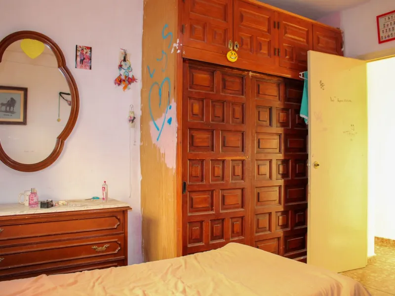 Centrally Located Apartment in Frigiliana with Fantastic Views and Opportunities.