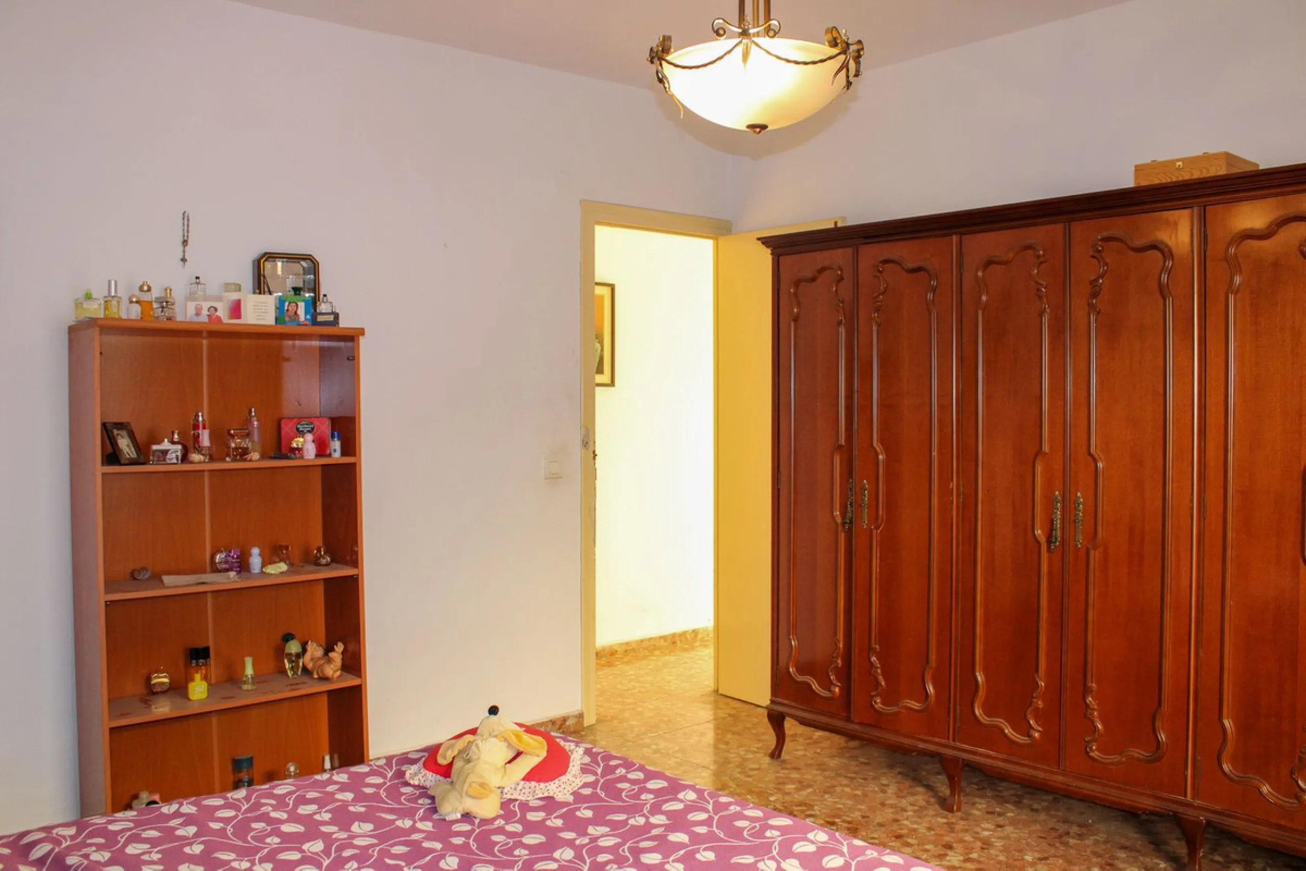 Centrally Located Apartment in Frigiliana with Fantastic Views and Opportunities.