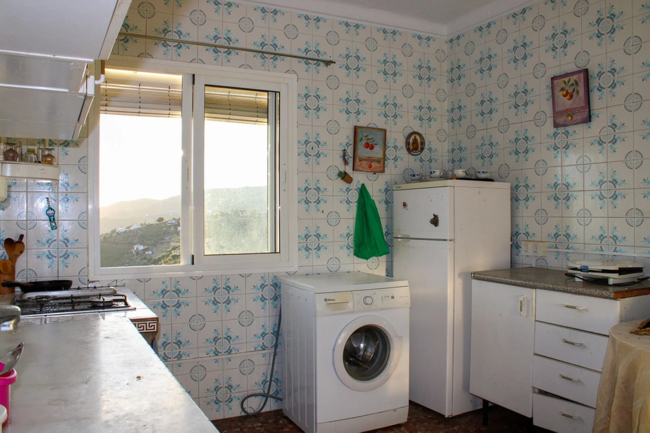Centrally Located Apartment in Frigiliana with Fantastic Views and Opportunities.