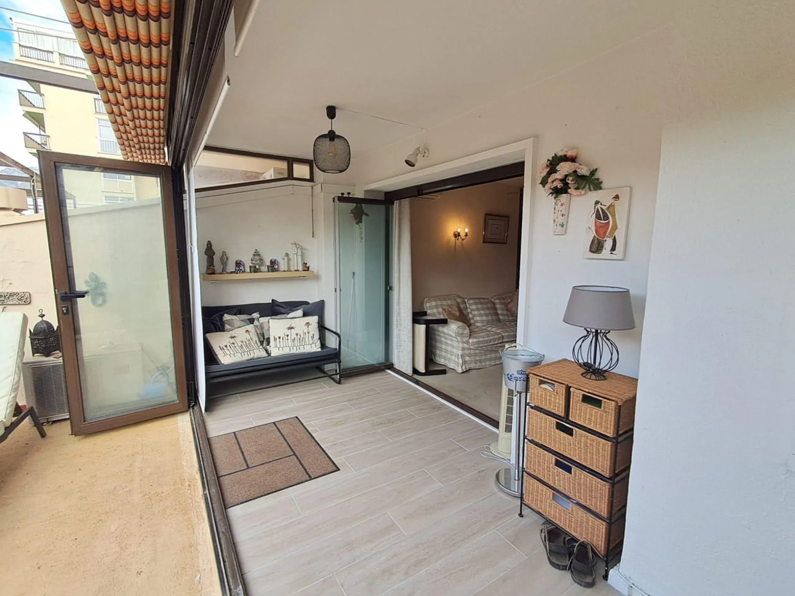 Magnificent apartment on the beachfront in Fuengirola located in the best area of ​​Los Boliches.