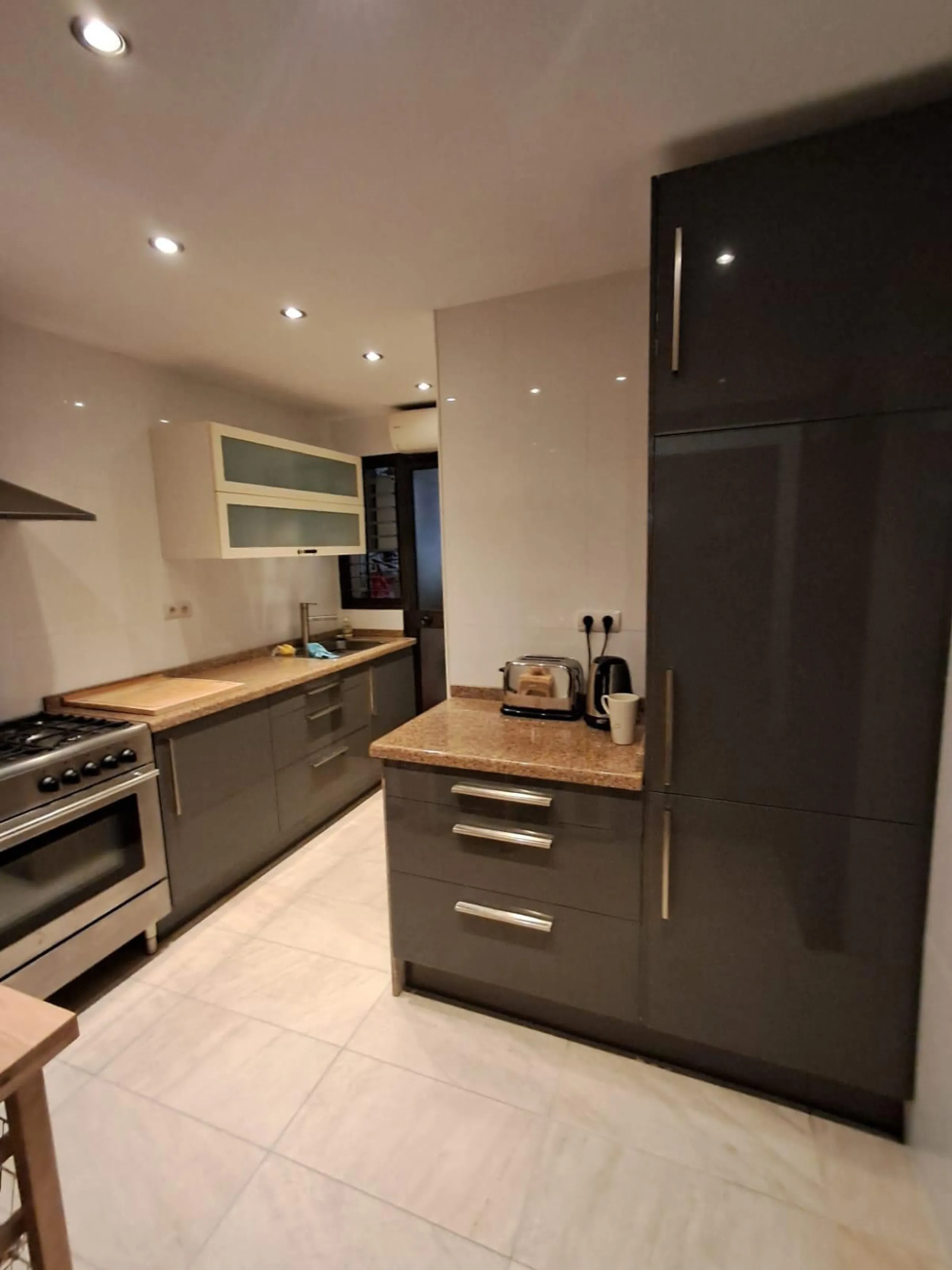 Magnificent apartment on the beachfront in Fuengirola located in the best area of ​​Los Boliches.