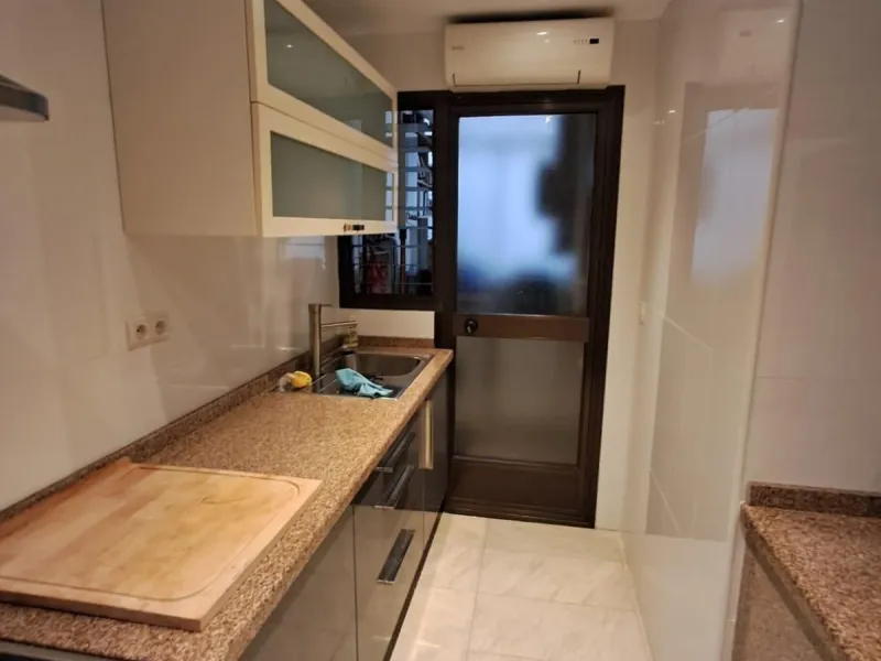 Magnificent apartment on the beachfront in Fuengirola located in the best area of ​​Los Boliches.