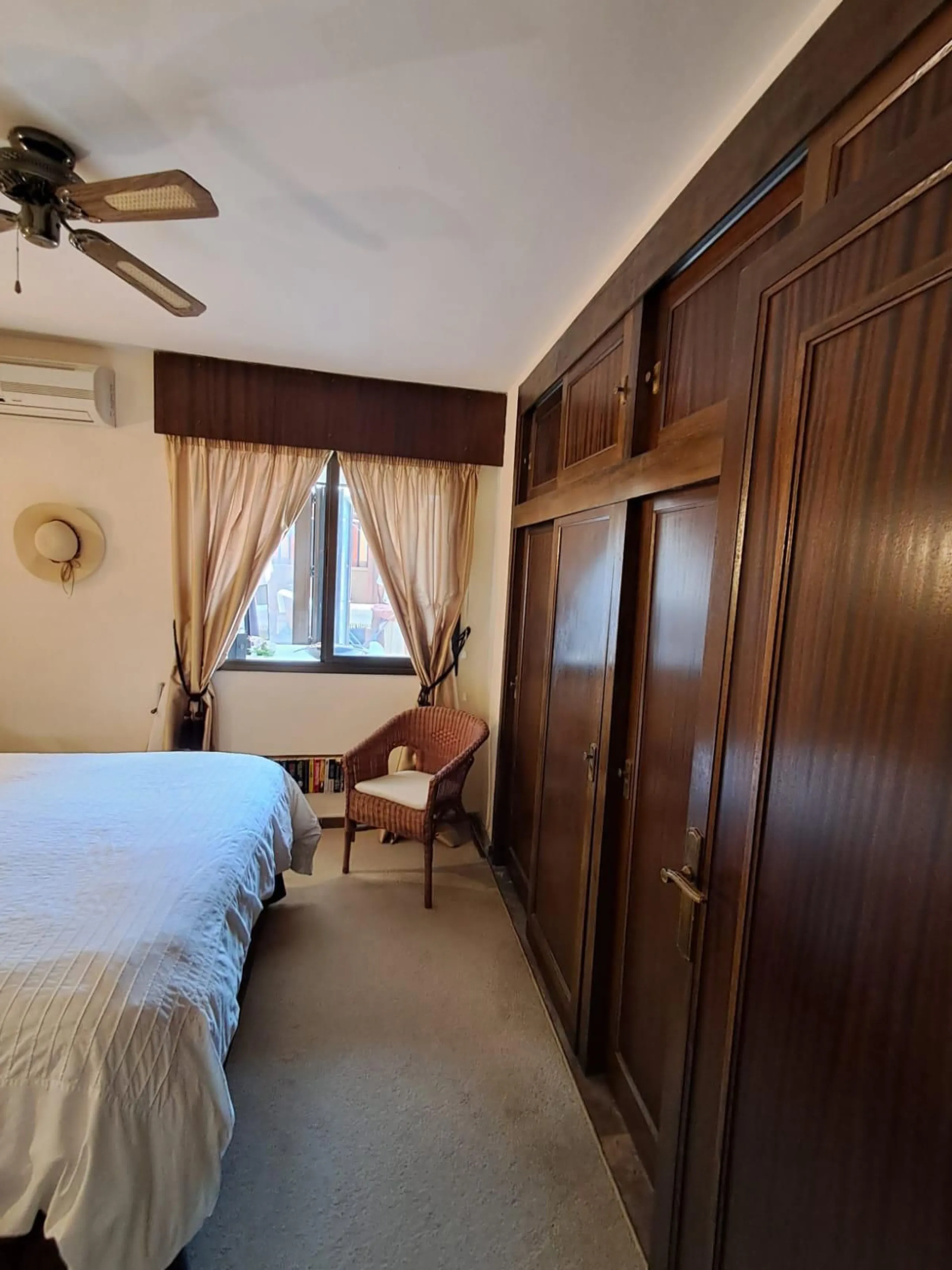 Magnificent apartment on the beachfront in Fuengirola located in the best area of ​​Los Boliches.