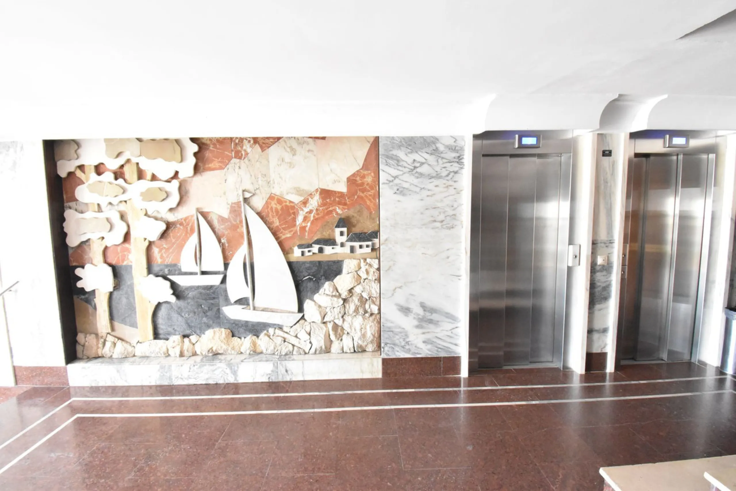 Magnificent apartment on the beachfront in Fuengirola located in the best area of ​​Los Boliches.